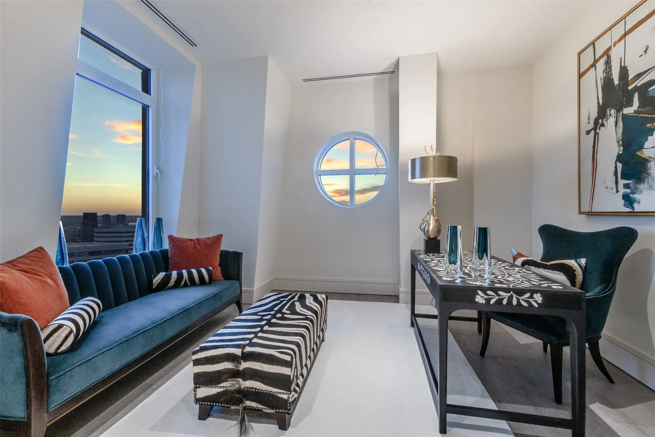 Condominium For Sale in Dallas County , 3505 Turtle Creek Boulevard 20E, Dallas, Texas 75219, 3 Bedroom, 4 Bathroom, 4 Garage spaces, 6,088 Sqft, built in 2000, mls#21109894, Real Estate Agent in Dallas, Homes For Sale in Dallas county, Homes For Sale in Dallas, Realtor in Dallas Texas, Real Estate Brokerage Independent Realty Texas, Luminita Cordes Realtor