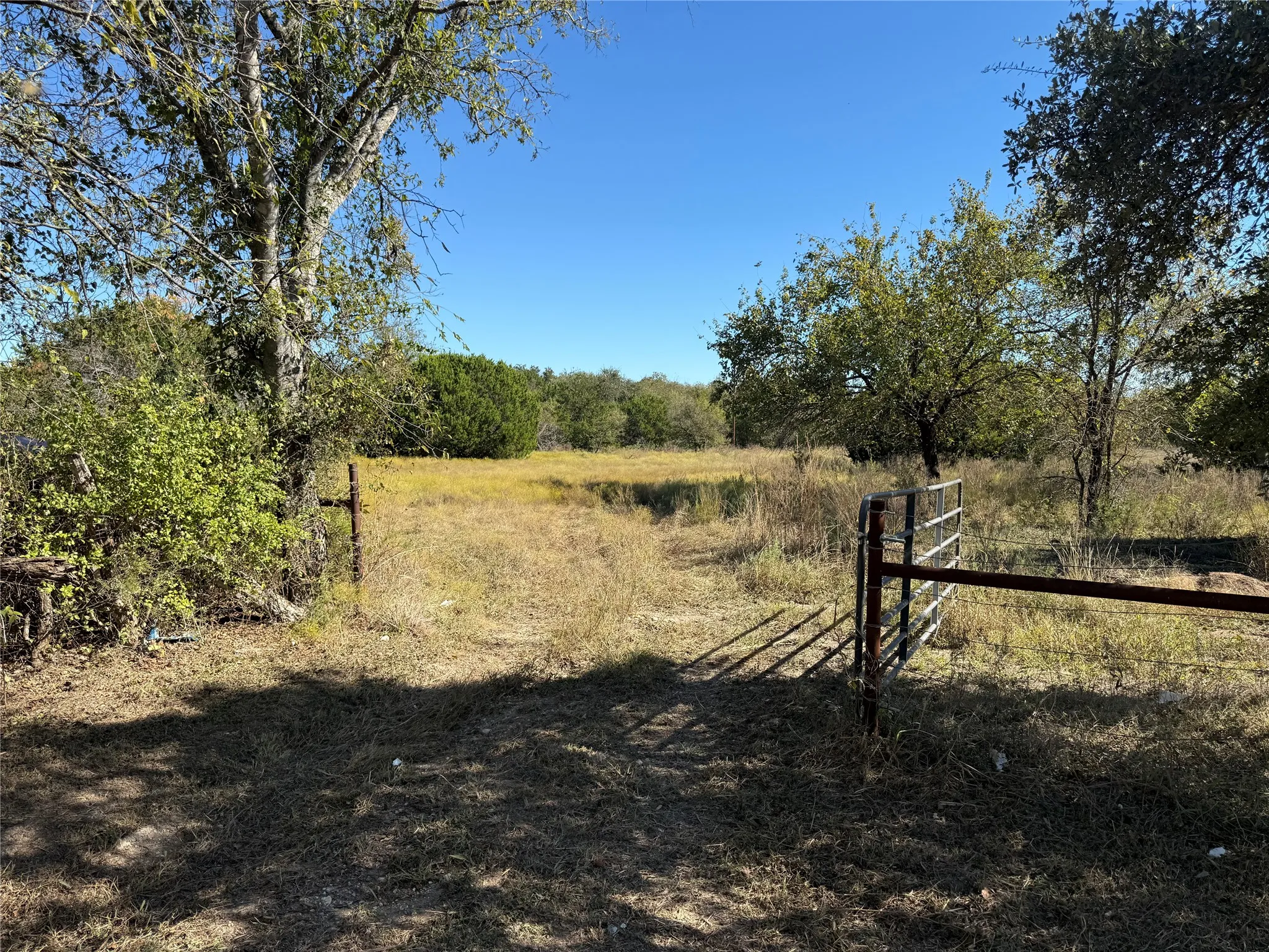 Unimproved Land For Sale in Bosque County , TBD Lot 15 E Lumpkin Street, Meridian, Texas 76665, 0, 0, Garage spaces, 0 Sqft, built in 0, mls#21105513, Real Estate Agent in Meridian, Homes For Sale in Bosque county, Homes For Sale in Meridian, Realtor in Meridian Texas, Real Estate Brokerage Independent Realty Texas, Luminita Cordes Realtor