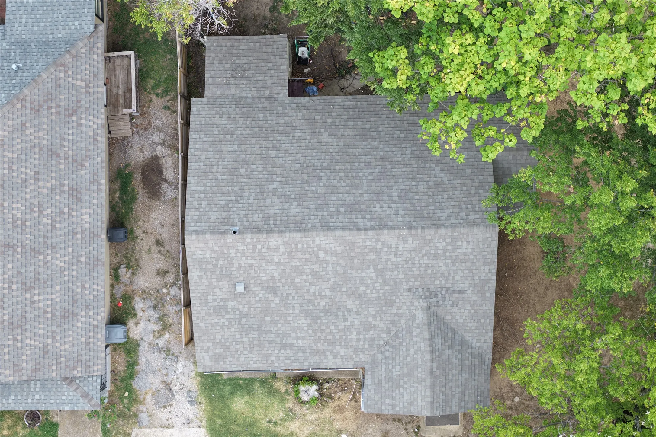 Single Family Residence For Sale in Dallas County , 3104 Pennsylvania Avenue, Dallas, Texas 75215, 3 Bedroom, 2 Bathroom, Garage spaces, 1,054 Sqft, built in 1926, Price $200,000, mls#21113476, Real Estate Agent in Dallas, Homes For Sale in Dallas county, Homes For Sale in Dallas, Realtor in Dallas Texas, Real Estate Brokerage Independent Realty Texas, Luminita Cordes Realtor
