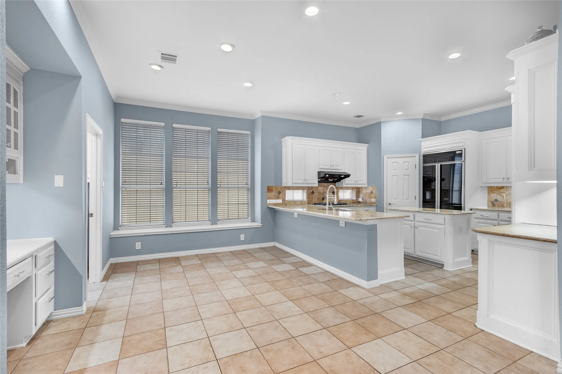 Single Family Residence For Sale in Collin County , 3804 Morning Dove Drive, Plano, Texas 75025, 4 Bedroom, 4 Bathroom, 3 Garage spaces, 4,130 Sqft, built in 1999, Preowned, mls#21113522, Real Estate Agent in Plano, Homes For Sale in Collin county, Homes For Sale in Plano, Realtor in Plano Texas, Real Estate Brokerage Independent Realty Texas, Luminita Cordes Realtor