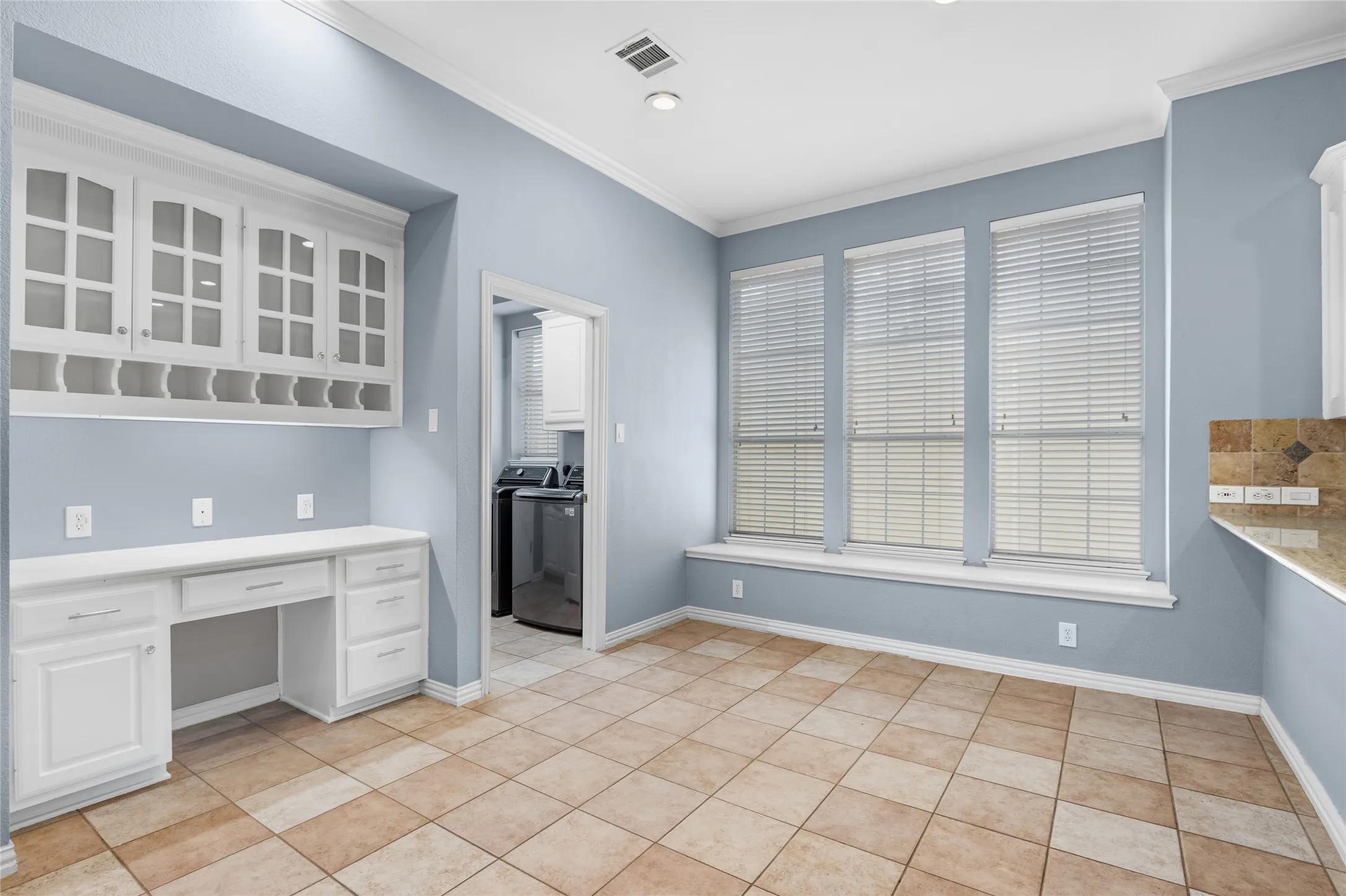 Single Family Residence For Sale in Collin County , 3804 Morning Dove Drive, Plano, Texas 75025, 4 Bedroom, 4 Bathroom, 3 Garage spaces, 4,130 Sqft, built in 1999, Preowned, mls#21113522, Real Estate Agent in Plano, Homes For Sale in Collin county, Homes For Sale in Plano, Realtor in Plano Texas, Real Estate Brokerage Independent Realty Texas, Luminita Cordes Realtor