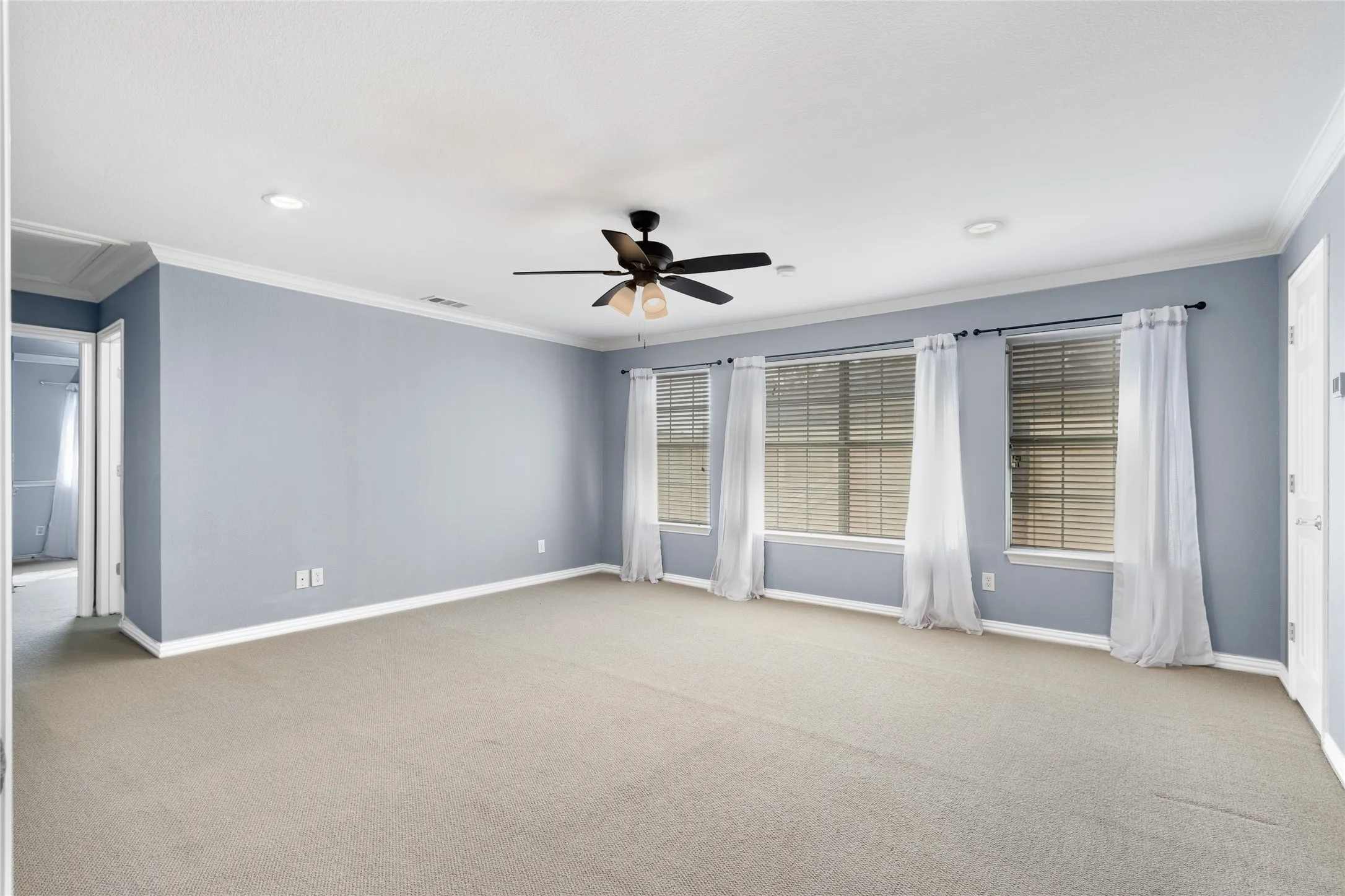 Single Family Residence For Sale in Collin County , 3804 Morning Dove Drive, Plano, Texas 75025, 4 Bedroom, 4 Bathroom, 3 Garage spaces, 4,130 Sqft, built in 1999, Preowned, mls#21113522, Real Estate Agent in Plano, Homes For Sale in Collin county, Homes For Sale in Plano, Realtor in Plano Texas, Real Estate Brokerage Independent Realty Texas, Luminita Cordes Realtor