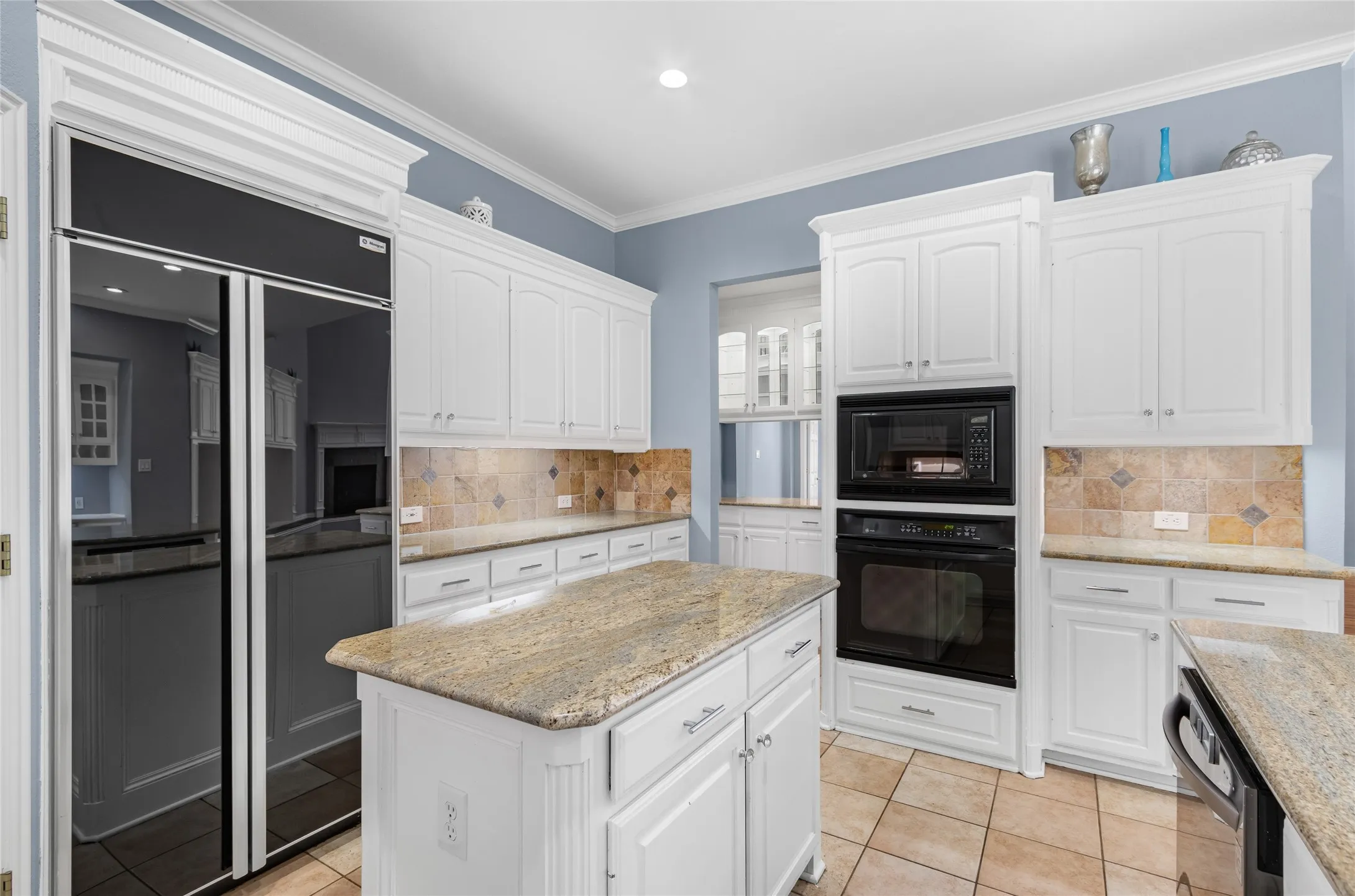 Single Family Residence For Sale in Collin County , 3804 Morning Dove Drive, Plano, Texas 75025, 4 Bedroom, 4 Bathroom, 3 Garage spaces, 4,130 Sqft, built in 1999, Preowned, mls#21113522, Real Estate Agent in Plano, Homes For Sale in Collin county, Homes For Sale in Plano, Realtor in Plano Texas, Real Estate Brokerage Independent Realty Texas, Luminita Cordes Realtor