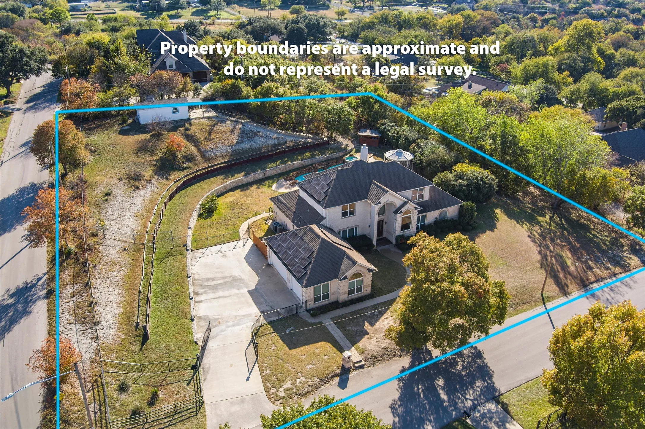 Single Family Residence For Sale in Tarrant County , 10601 Pack Saddle Trail, Fort Worth, Texas 76108, 5 Bedroom, 4 Bathroom, 3 Garage spaces, 3,476 Sqft, built in 2004, Preowned, mls#21111354, Real Estate Agent in Fort Worth, Homes For Sale in Tarrant county, Homes For Sale in Fort Worth, Realtor in Fort Worth Texas, Real Estate Brokerage Independent Realty Texas, Luminita Cordes Realtor