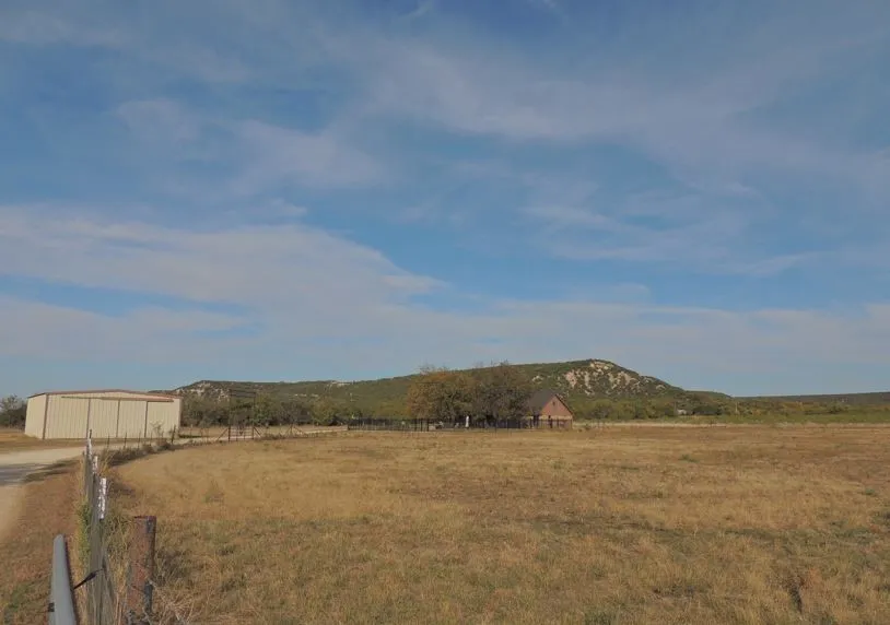 Single Family Residence For Sale in Taylor County , 150 CR 676, Tuscola, Texas 79562, 3 Bedrooms, 2 Bathrooms, 2 Garage spaces, 2,830 Sqft, built in 1993, Price $539,900, mls#21113786, Real Estate Agent in Tuscola, Homes For Sale in Taylor county, Homes For Sale in Tuscola, Realtor in Tuscola Texas, Real Estate Brokerage Independent Realty Texas, Luminita Cordes Realtor