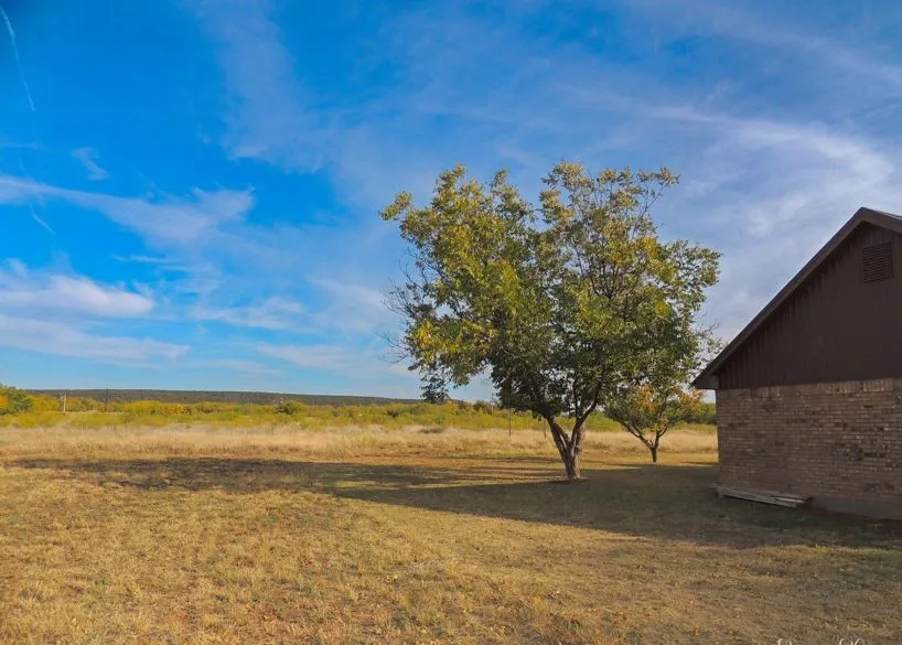Single Family Residence For Sale in Taylor County , 150 CR 676, Tuscola, Texas 79562, 3 Bedrooms, 2 Bathrooms, 2 Garage spaces, 2,830 Sqft, built in 1993, Price $539,900, mls#21113786, Real Estate Agent in Tuscola, Homes For Sale in Taylor county, Homes For Sale in Tuscola, Realtor in Tuscola Texas, Real Estate Brokerage Independent Realty Texas, Luminita Cordes Realtor