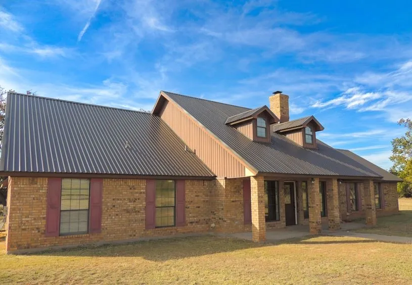 Single Family Residence For Sale in Taylor County , 150 CR 676, Tuscola, Texas 79562, 3 Bedrooms, 2 Bathrooms, 2 Garage spaces, 2,830 Sqft, built in 1993, Price $539,900, mls#21113786, Real Estate Agent in Tuscola, Homes For Sale in Taylor county, Homes For Sale in Tuscola, Realtor in Tuscola Texas, Real Estate Brokerage Independent Realty Texas, Luminita Cordes Realtor