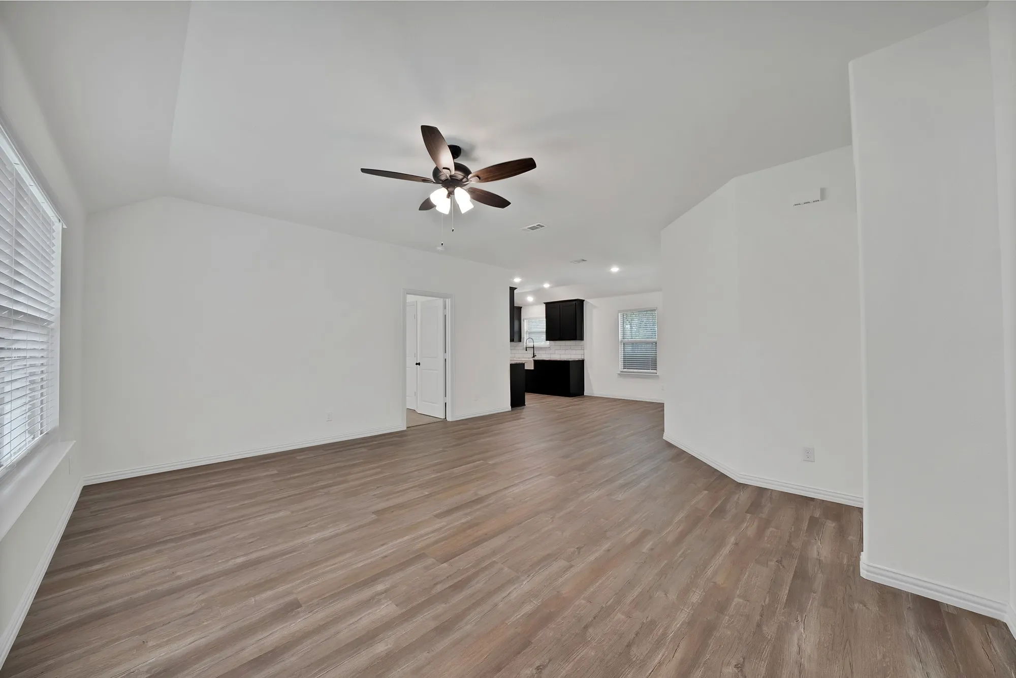 Single Family Residence For Sale in Parker County , 116 Sedona Creek Court, Poolville, Texas 76487, 4 Bedroom, 2 Bathroom, 2 Garage spaces, 1,568 Sqft, built in 2025, New Construction - Complete, mls#21108504, Real Estate Agent in Poolville, Homes For Sale in Parker county, Homes For Sale in Poolville, Realtor in Poolville Texas, Real Estate Brokerage Independent Realty Texas, Luminita Cordes Realtor