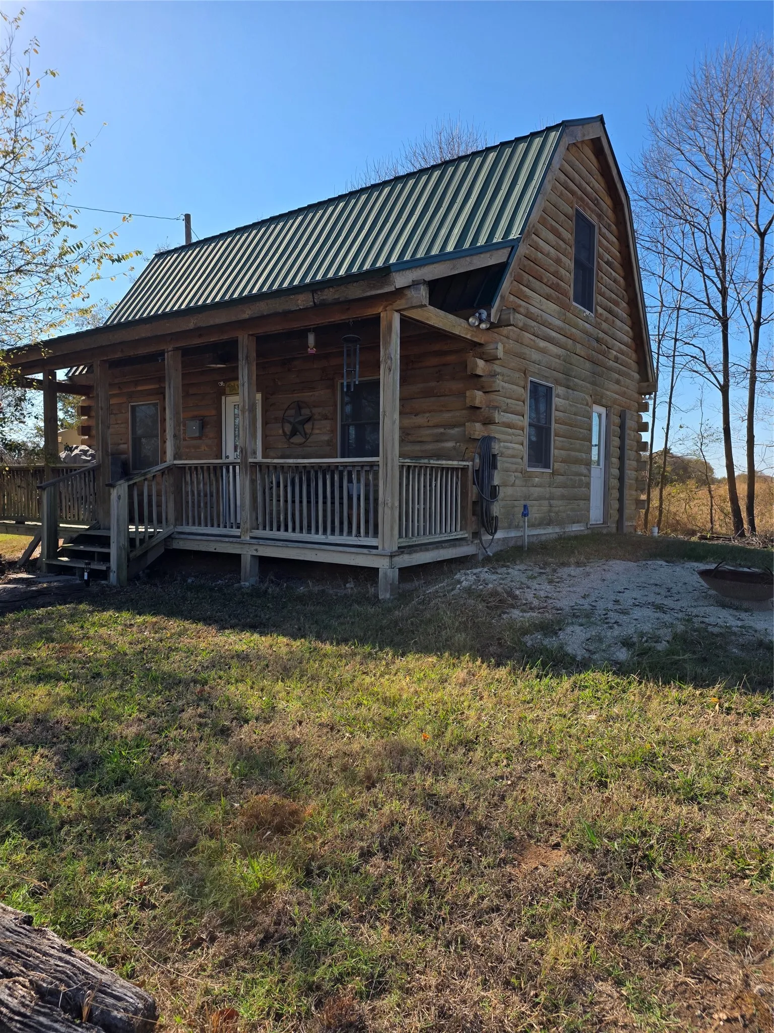 Single Family Residence For Sale in Fannin County , 2628 S State Highway 121, Bonham, Texas 75418, 2 Bedroom, 2 Bathroom, Garage spaces, 1,120 Sqft, built in 2013, mls#21114219, Real Estate Agent in Bonham, Homes For Sale in Fannin county, Homes For Sale in Bonham, Realtor in Bonham Texas, Real Estate Brokerage Independent Realty Texas, Luminita Cordes Realtor
