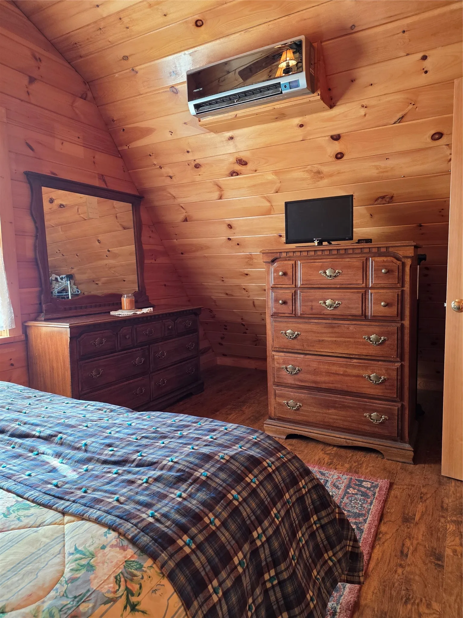 Single Family Residence For Sale in Fannin County , 2628 S State Highway 121, Bonham, Texas 75418, 2 Bedroom, 2 Bathroom, Garage spaces, 1,120 Sqft, built in 2013, mls#21114219, Real Estate Agent in Bonham, Homes For Sale in Fannin county, Homes For Sale in Bonham, Realtor in Bonham Texas, Real Estate Brokerage Independent Realty Texas, Luminita Cordes Realtor