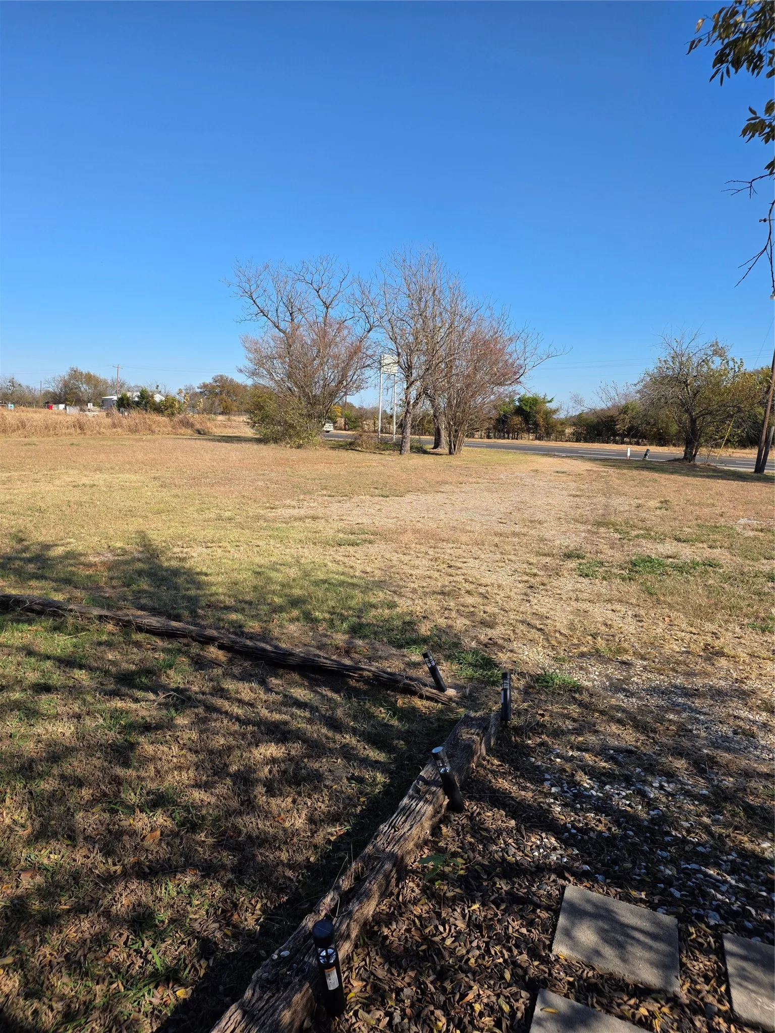 Single Family Residence For Sale in Fannin County , 2628 S State Highway 121, Bonham, Texas 75418, 2 Bedroom, 2 Bathroom, Garage spaces, 1,120 Sqft, built in 2013, mls#21114219, Real Estate Agent in Bonham, Homes For Sale in Fannin county, Homes For Sale in Bonham, Realtor in Bonham Texas, Real Estate Brokerage Independent Realty Texas, Luminita Cordes Realtor