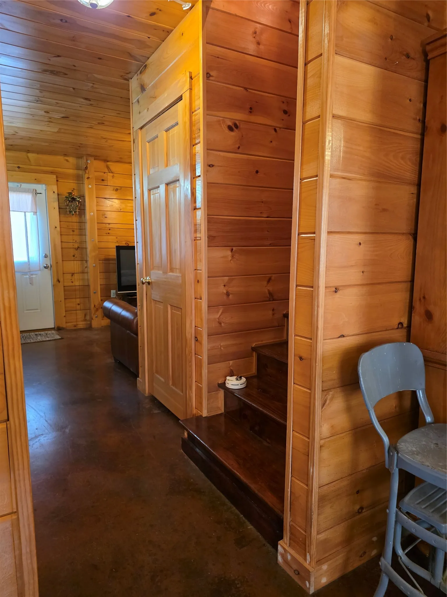 Single Family Residence For Sale in Fannin County , 2628 S State Highway 121, Bonham, Texas 75418, 2 Bedroom, 2 Bathroom, Garage spaces, 1,120 Sqft, built in 2013, mls#21114219, Real Estate Agent in Bonham, Homes For Sale in Fannin county, Homes For Sale in Bonham, Realtor in Bonham Texas, Real Estate Brokerage Independent Realty Texas, Luminita Cordes Realtor