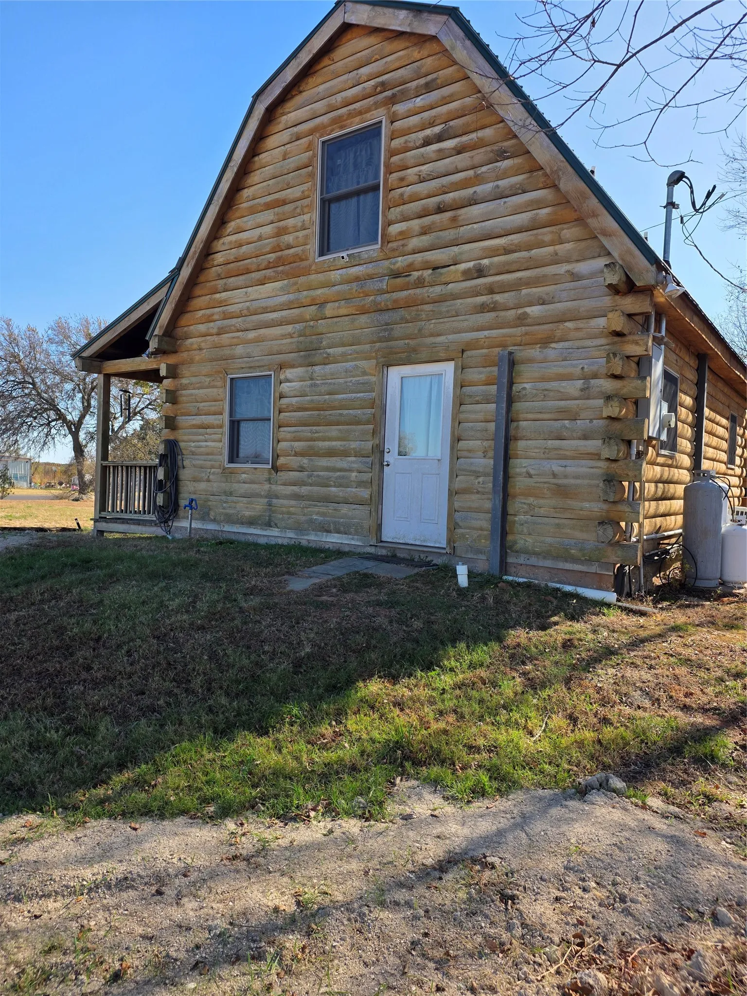 Single Family Residence For Sale in Fannin County , 2628 S State Highway 121, Bonham, Texas 75418, 2 Bedroom, 2 Bathroom, Garage spaces, 1,120 Sqft, built in 2013, mls#21114219, Real Estate Agent in Bonham, Homes For Sale in Fannin county, Homes For Sale in Bonham, Realtor in Bonham Texas, Real Estate Brokerage Independent Realty Texas, Luminita Cordes Realtor