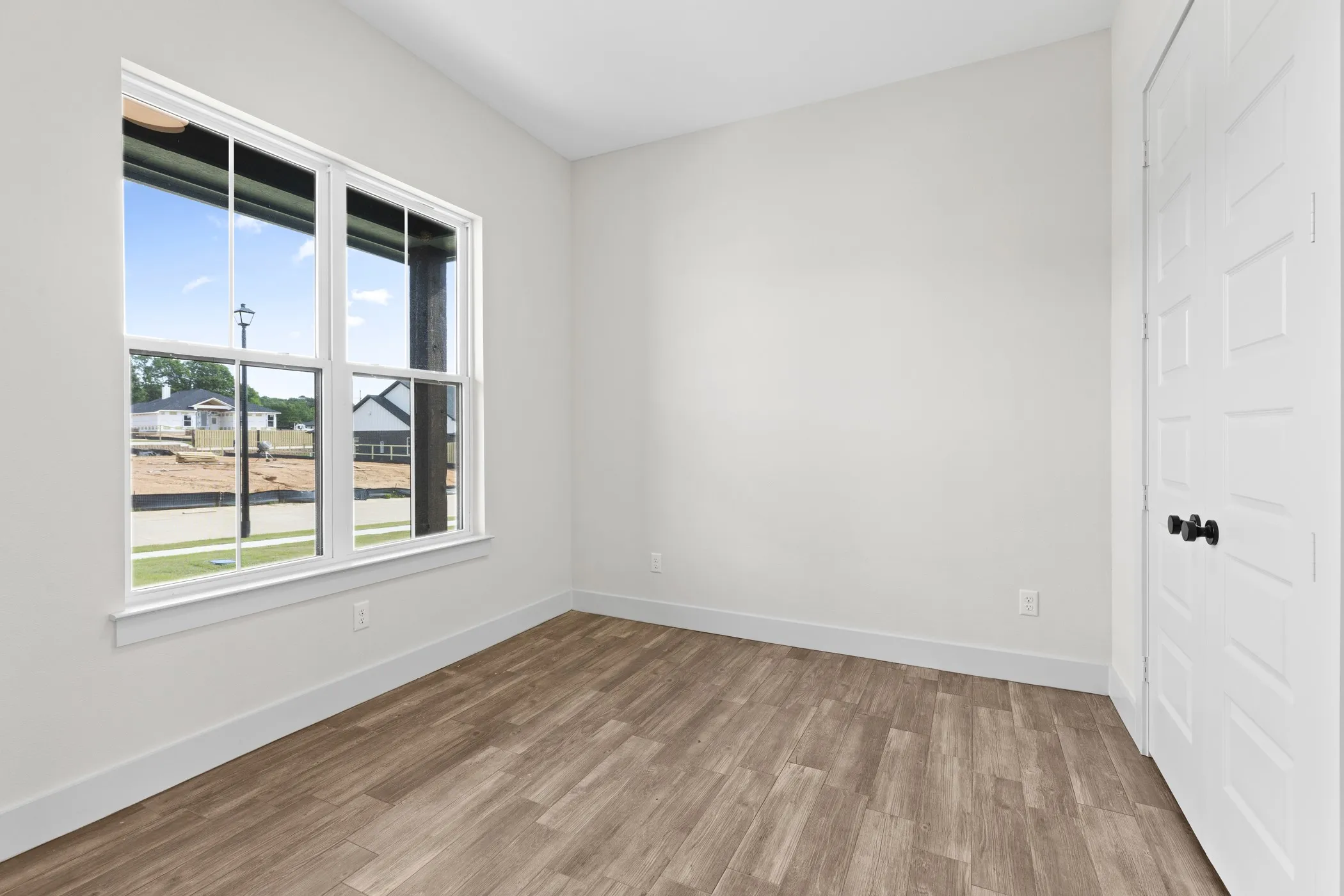 Single Family Residence For Sale in Smith County , 16421 Clearview Drive, Lindale, Texas 75771, 4 Bedroom, 2 Bathroom, 2 Garage spaces, 2,120 Sqft, built in 2025, New Construction - Complete, mls#21114292, Real Estate Agent in Lindale, Homes For Sale in Smith county, Homes For Sale in Lindale, Realtor in Lindale Texas, Real Estate Brokerage Independent Realty Texas, Luminita Cordes Realtor