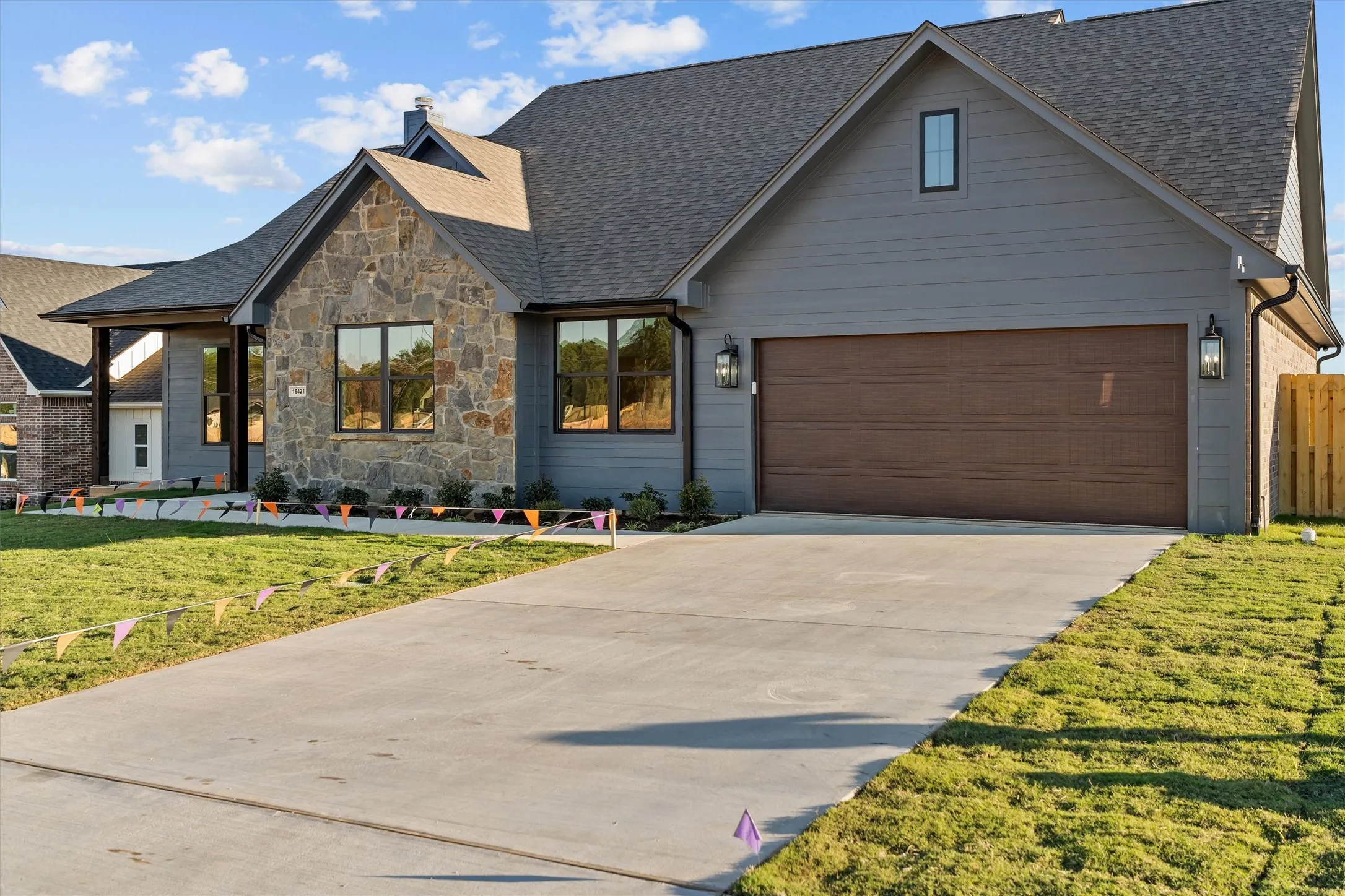 Single Family Residence For Sale in Smith County , 16421 Clearview Drive, Lindale, Texas 75771, 4 Bedroom, 2 Bathroom, 2 Garage spaces, 2,120 Sqft, built in 2025, New Construction - Complete, mls#21114292, Real Estate Agent in Lindale, Homes For Sale in Smith county, Homes For Sale in Lindale, Realtor in Lindale Texas, Real Estate Brokerage Independent Realty Texas, Luminita Cordes Realtor