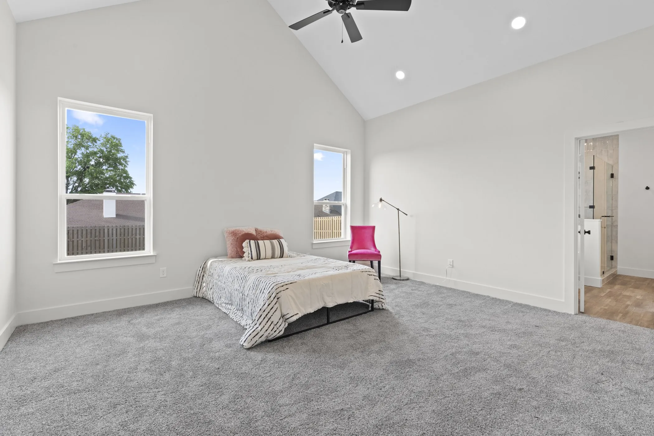 Single Family Residence For Sale in Smith County , 16421 Clearview Drive, Lindale, Texas 75771, 4 Bedroom, 2 Bathroom, 2 Garage spaces, 2,120 Sqft, built in 2025, New Construction - Complete, mls#21114292, Real Estate Agent in Lindale, Homes For Sale in Smith county, Homes For Sale in Lindale, Realtor in Lindale Texas, Real Estate Brokerage Independent Realty Texas, Luminita Cordes Realtor