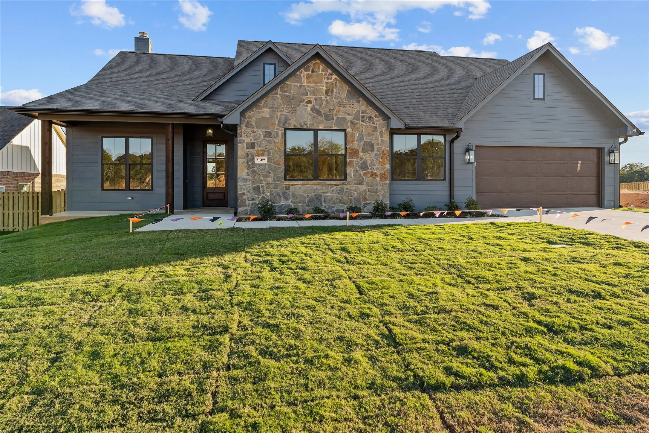 Single Family Residence For Sale in Smith County , 16421 Clearview Drive, Lindale, Texas 75771, 4 Bedroom, 2 Bathroom, 2 Garage spaces, 2,120 Sqft, built in 2025, New Construction - Complete, mls#21114292, Real Estate Agent in Lindale, Homes For Sale in Smith county, Homes For Sale in Lindale, Realtor in Lindale Texas, Real Estate Brokerage Independent Realty Texas, Luminita Cordes Realtor