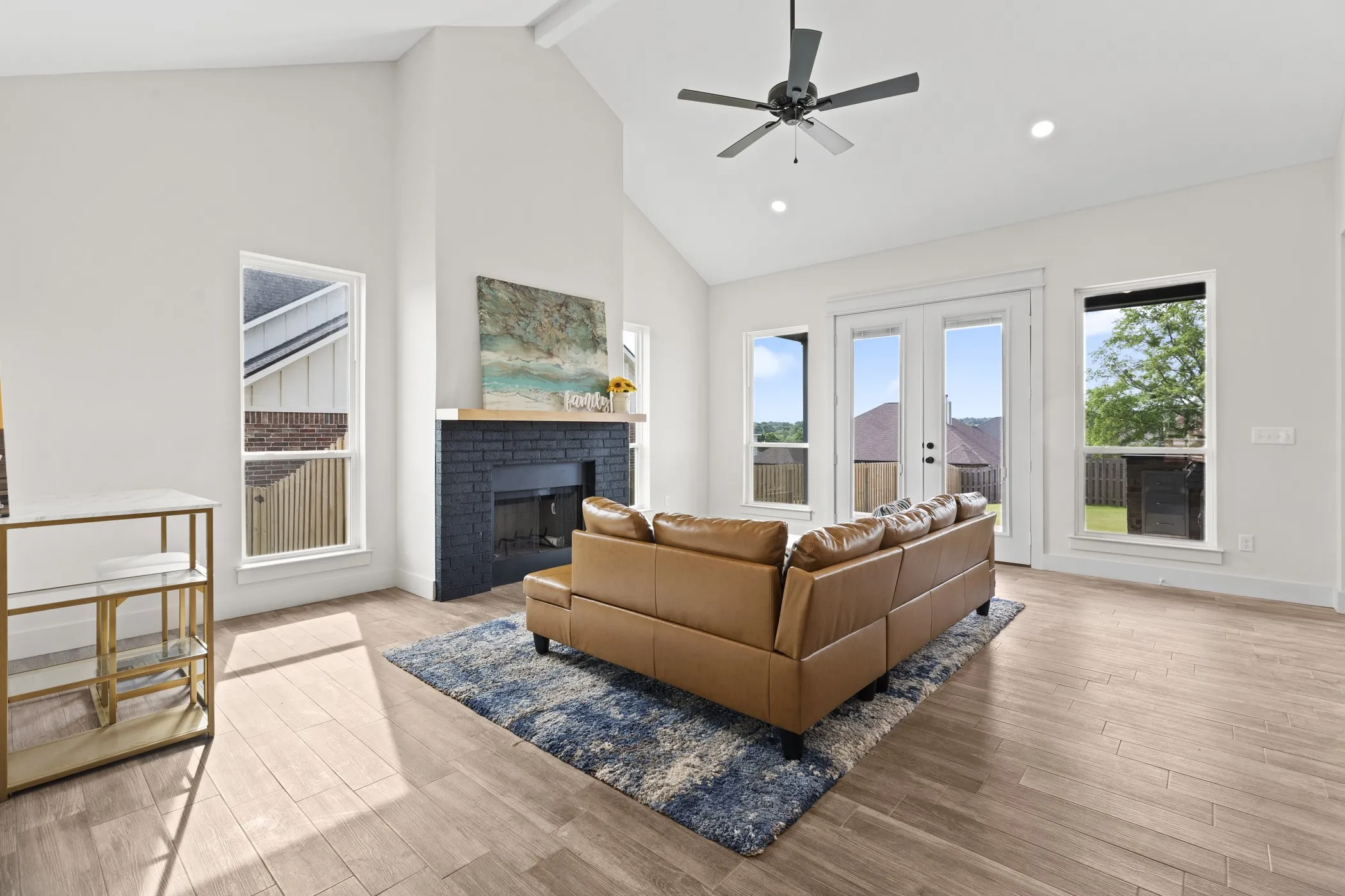 Single Family Residence For Sale in Smith County , 16421 Clearview Drive, Lindale, Texas 75771, 4 Bedroom, 2 Bathroom, 2 Garage spaces, 2,120 Sqft, built in 2025, New Construction - Complete, mls#21114292, Real Estate Agent in Lindale, Homes For Sale in Smith county, Homes For Sale in Lindale, Realtor in Lindale Texas, Real Estate Brokerage Independent Realty Texas, Luminita Cordes Realtor