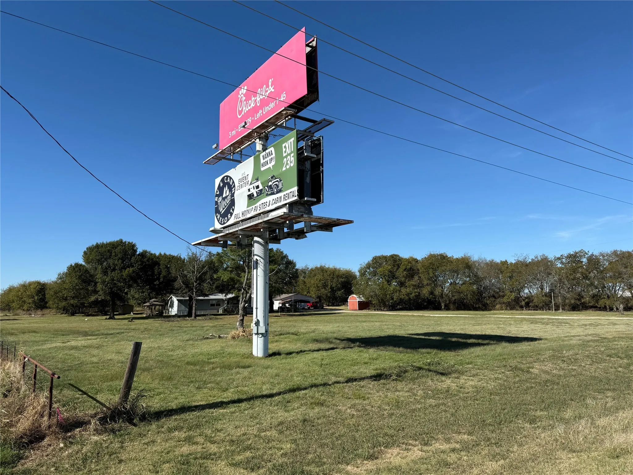Unimproved Land For Sale in Navarro County , 5600 S Interstate Hwy 45 W S, Corsicana, Texas 75109, 0, 0, Garage spaces, 0 Sqft, built in 0, mls#21108650, Real Estate Agent in Corsicana, Homes For Sale in Navarro county, Homes For Sale in Corsicana, Realtor in Corsicana Texas, Real Estate Brokerage Independent Realty Texas, Luminita Cordes Realtor
