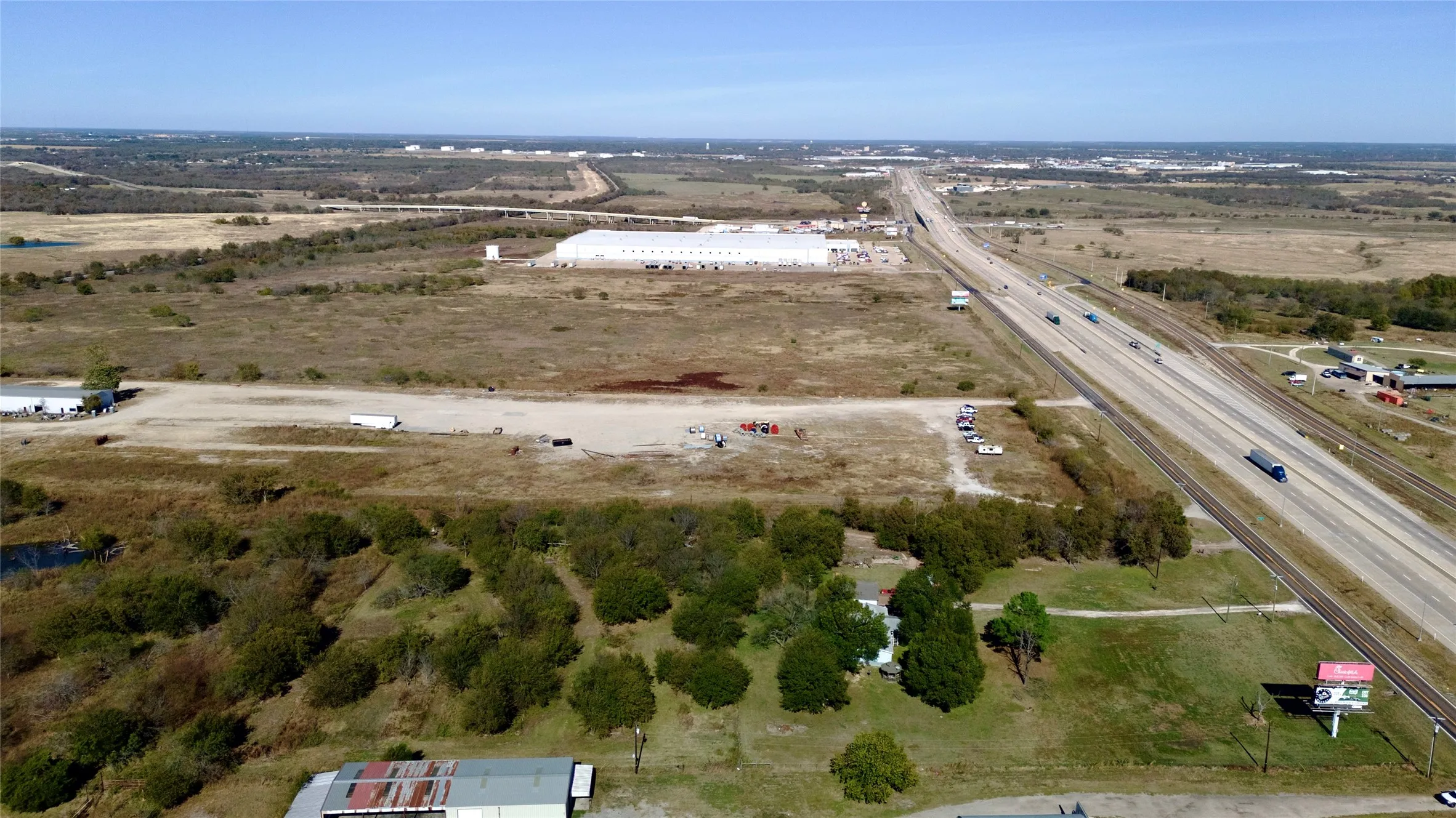Unimproved Land For Sale in Navarro County , 5600 S Interstate Hwy 45 W S, Corsicana, Texas 75109, 0, 0, Garage spaces, 0 Sqft, built in 0, mls#21108650, Real Estate Agent in Corsicana, Homes For Sale in Navarro county, Homes For Sale in Corsicana, Realtor in Corsicana Texas, Real Estate Brokerage Independent Realty Texas, Luminita Cordes Realtor