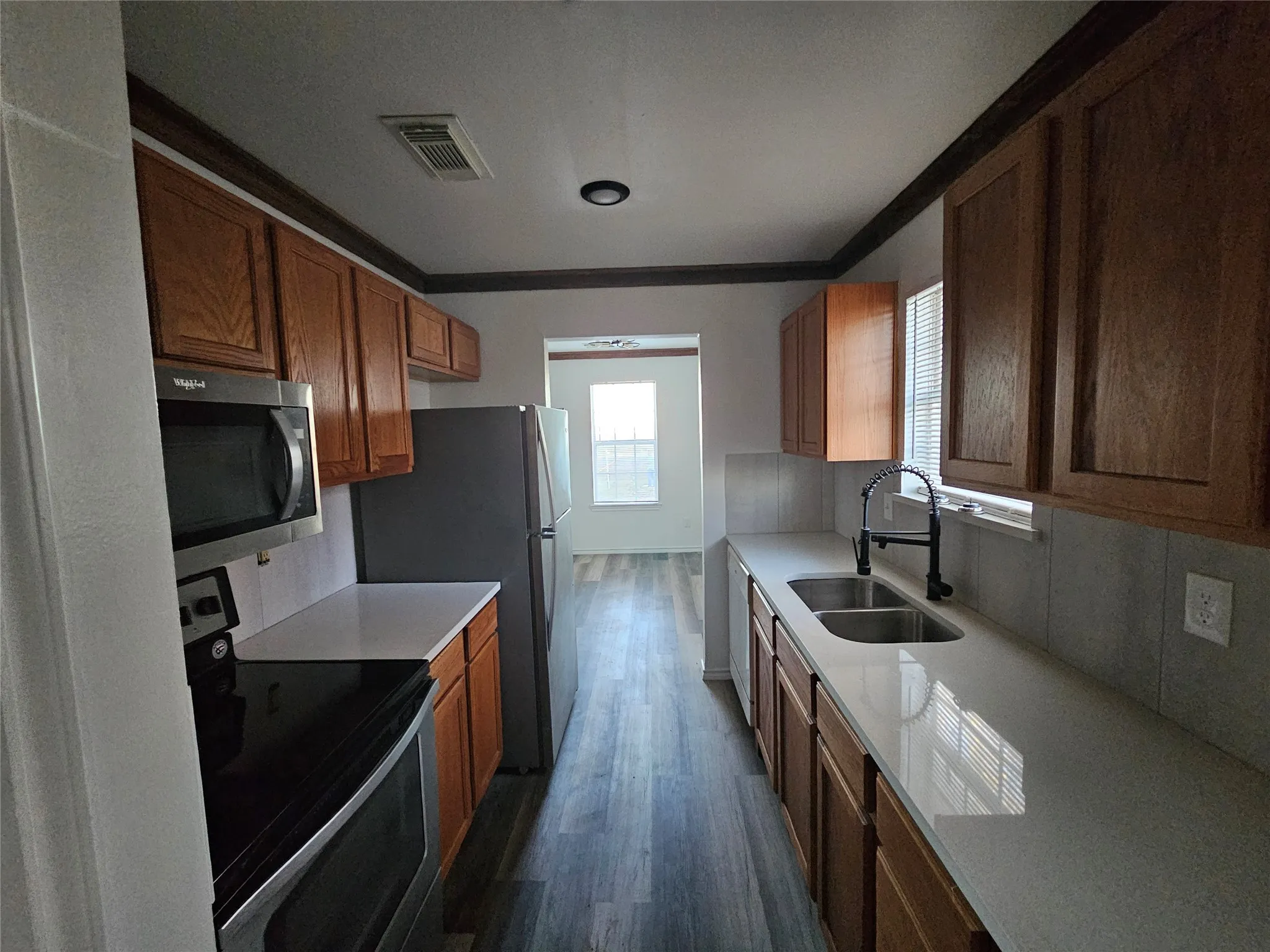 Single Family Residence For Sale in Navarro County , 109 State Highway 309, Goodlow, Texas 75144, 3 Bedrooms, 2 Bathrooms, Garage spaces, 1,222 Sqft, built in 2006, Price $125,000, mls#21112267, Real Estate Agent in Goodlow, Homes For Sale in Navarro county, Homes For Sale in Goodlow, Realtor in Goodlow Texas, Real Estate Brokerage Independent Realty Texas, Luminita Cordes Realtor