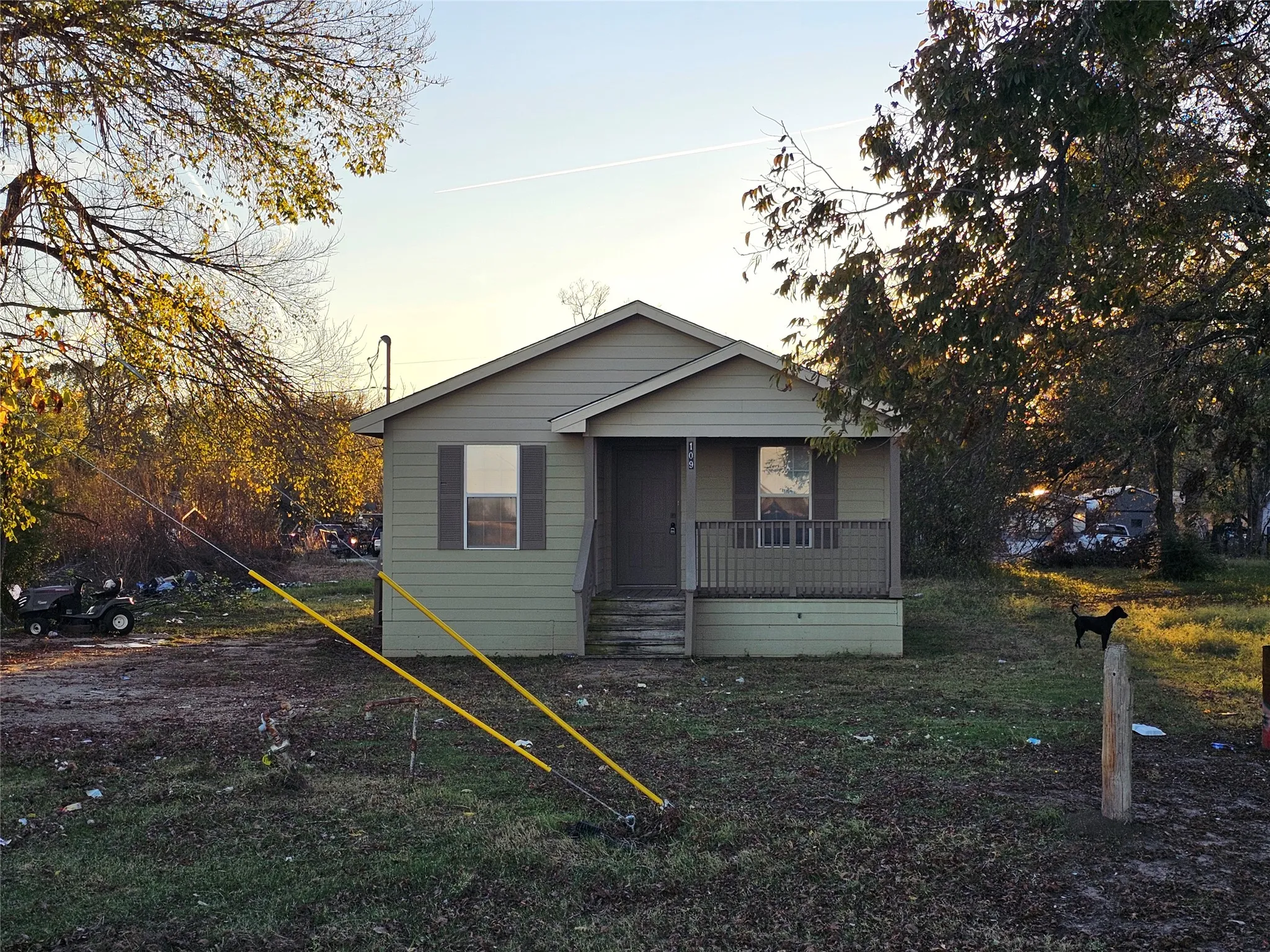 Bungalow with a porch