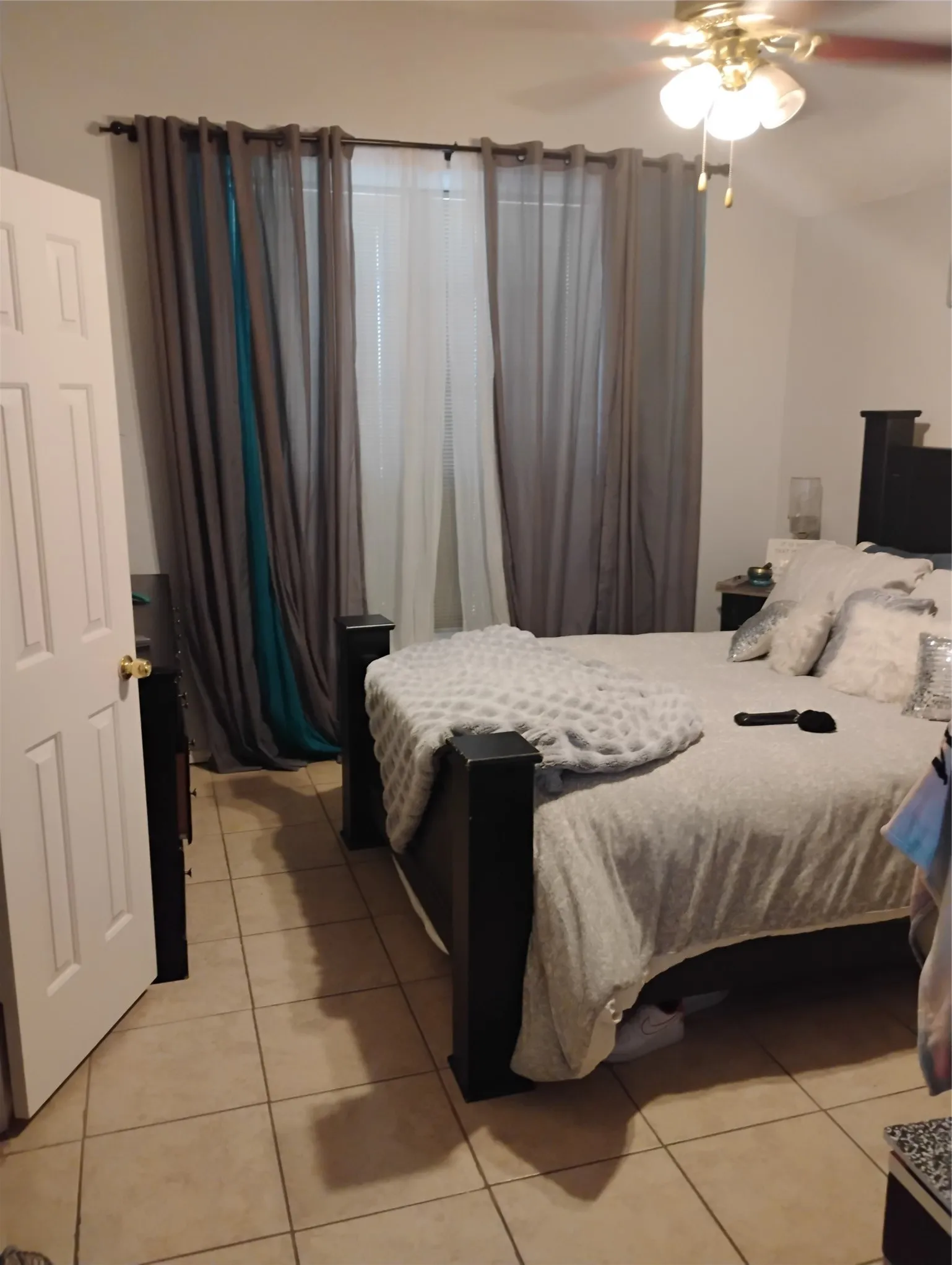 Single Family Residence For Sale in Dallas County , 712 Atteberry Lane, Lancaster, Texas 75146, 3 Bedrooms, 2 Bathrooms, 2 Garage spaces, 1,434 Sqft, built in 1985, Preowned, Price $250,000, mls#21114495, Real Estate Agent in Lancaster, Homes For Sale in Dallas county, Homes For Sale in Lancaster, Realtor in Lancaster Texas, Real Estate Brokerage Independent Realty Texas, Luminita Cordes Realtor