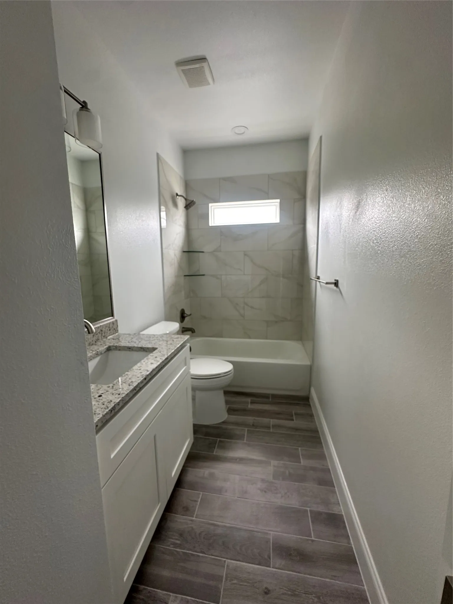 Single Family Residence For Sale in Dallas County , 1402 Diceman Avenue, Dallas, Texas 75203, 4 Bedroom, 4 Bathroom, 2 Garage spaces, 3,132 Sqft, built in 2025, New Construction - Incomplete, mls#21114491, Real Estate Agent in Dallas, Homes For Sale in Dallas county, Homes For Sale in Dallas, Realtor in Dallas Texas, Real Estate Brokerage Independent Realty Texas, Luminita Cordes Realtor