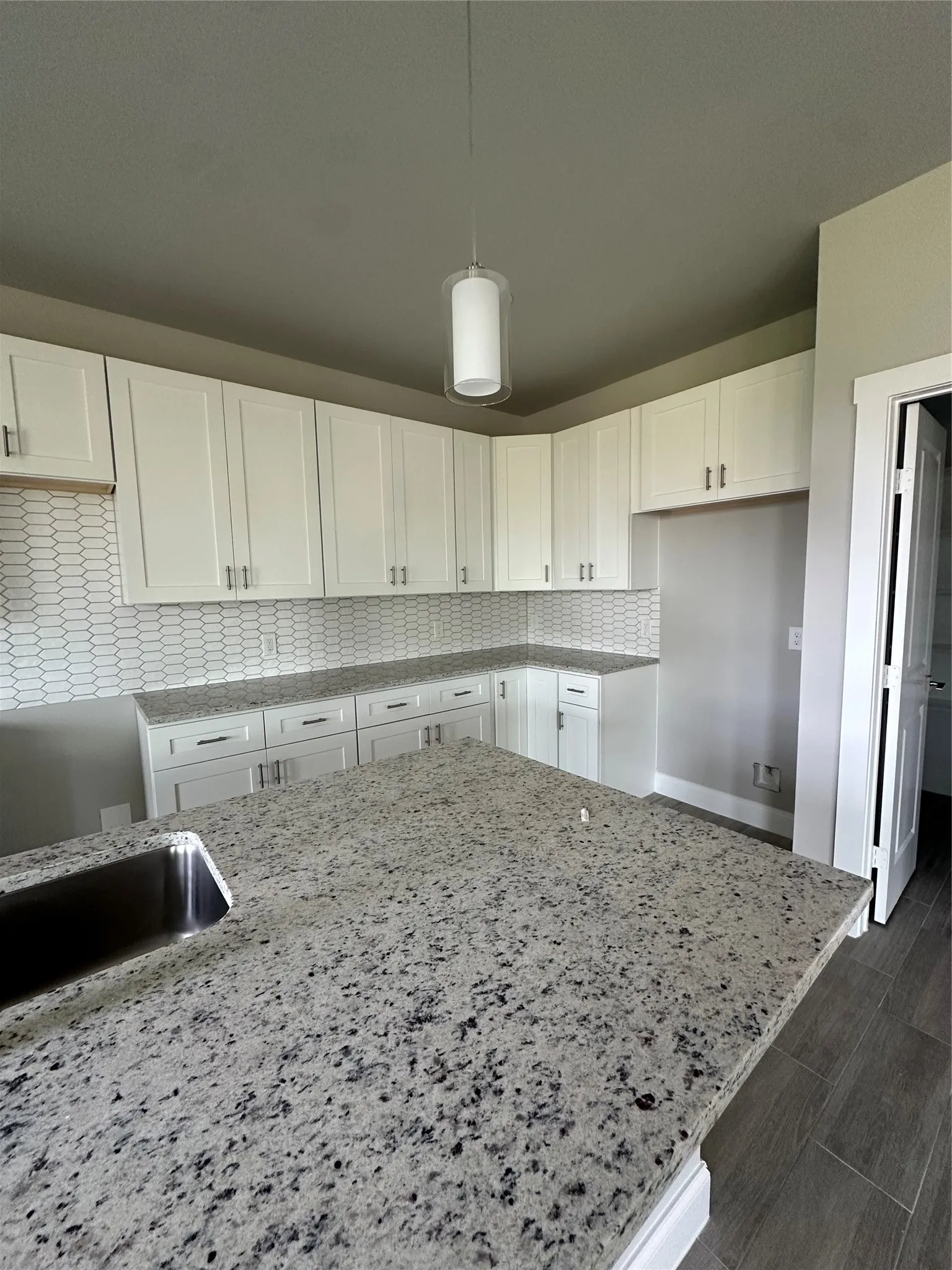 Single Family Residence For Sale in Dallas County , 1402 Diceman Avenue, Dallas, Texas 75203, 4 Bedroom, 4 Bathroom, 2 Garage spaces, 3,132 Sqft, built in 2025, New Construction - Incomplete, mls#21114491, Real Estate Agent in Dallas, Homes For Sale in Dallas county, Homes For Sale in Dallas, Realtor in Dallas Texas, Real Estate Brokerage Independent Realty Texas, Luminita Cordes Realtor