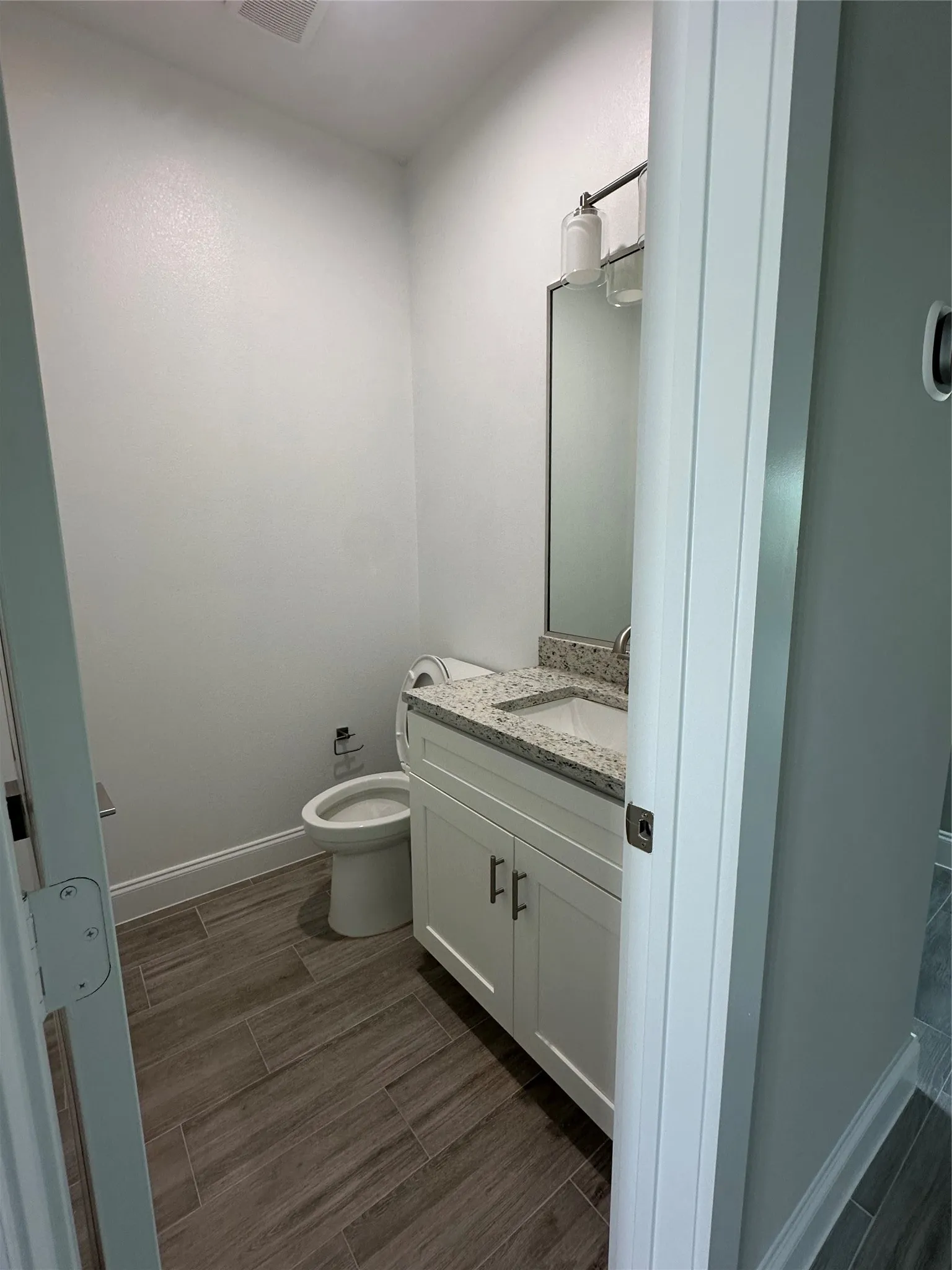 Single Family Residence For Sale in Dallas County , 1402 Diceman Avenue, Dallas, Texas 75203, 4 Bedroom, 4 Bathroom, 2 Garage spaces, 3,132 Sqft, built in 2025, New Construction - Incomplete, mls#21114491, Real Estate Agent in Dallas, Homes For Sale in Dallas county, Homes For Sale in Dallas, Realtor in Dallas Texas, Real Estate Brokerage Independent Realty Texas, Luminita Cordes Realtor