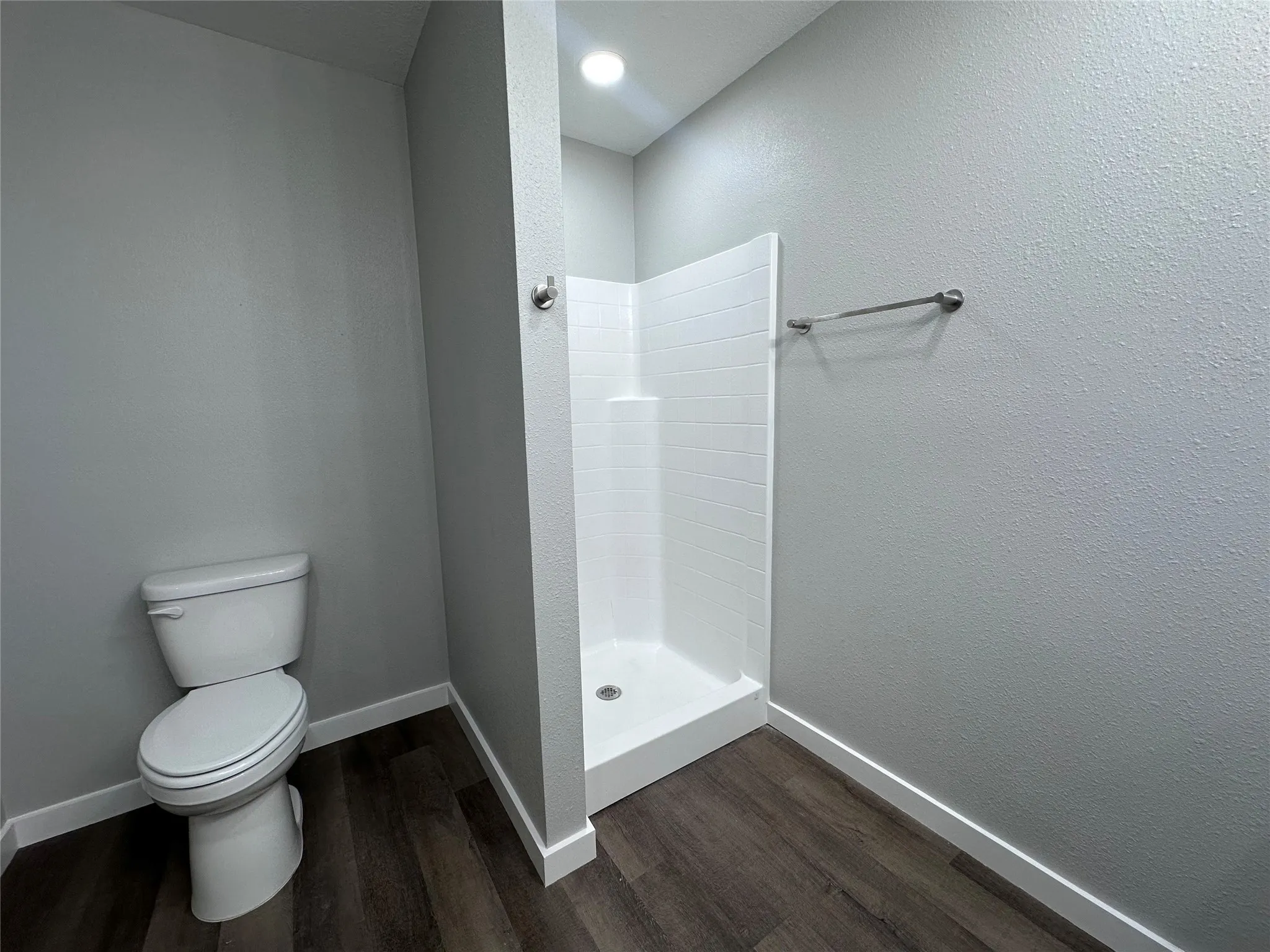 Single Family Residence For Sale in Henderson County , 5144 US Highway 175 E, Athens, Texas 75752, 3 Bedroom, 2 Bathroom, 1 Garage spaces, 1,750 Sqft, built in 2011, mls#21114590, Real Estate Agent in Athens, Homes For Sale in Henderson county, Homes For Sale in Athens, Realtor in Athens Texas, Real Estate Brokerage Independent Realty Texas, Luminita Cordes Realtor