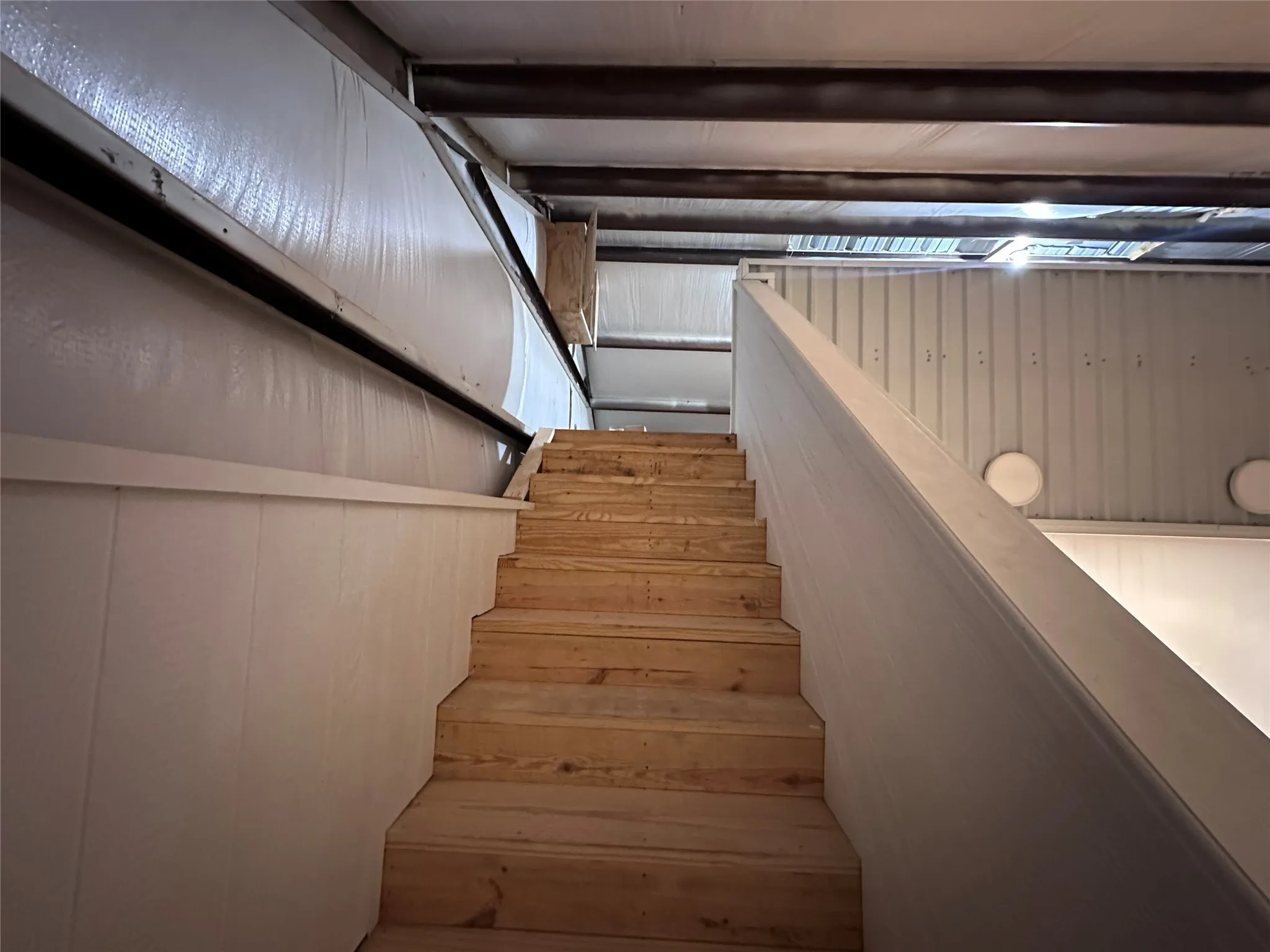 Single Family Residence For Sale in Henderson County , 5144 US Highway 175 E, Athens, Texas 75752, 3 Bedroom, 2 Bathroom, 1 Garage spaces, 1,750 Sqft, built in 2011, mls#21114590, Real Estate Agent in Athens, Homes For Sale in Henderson county, Homes For Sale in Athens, Realtor in Athens Texas, Real Estate Brokerage Independent Realty Texas, Luminita Cordes Realtor