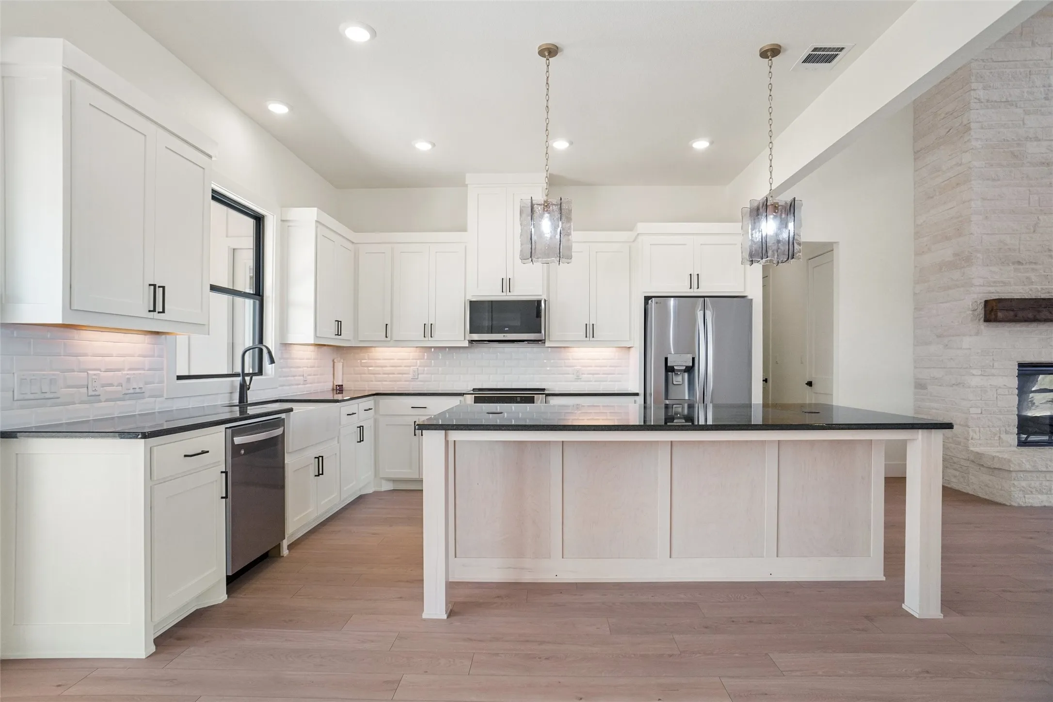 Single Family Residence For Sale in Wise County , 207 Stuart Street, Paradise, Texas 76073, 4 Bedroom, 3 Bathroom, 2 Garage spaces, 2,839 Sqft, built in 2025, New Construction - Complete, mls#21114685, Real Estate Agent in Paradise, Homes For Sale in Wise county, Homes For Sale in Paradise, Realtor in Paradise Texas, Real Estate Brokerage Independent Realty Texas, Luminita Cordes Realtor