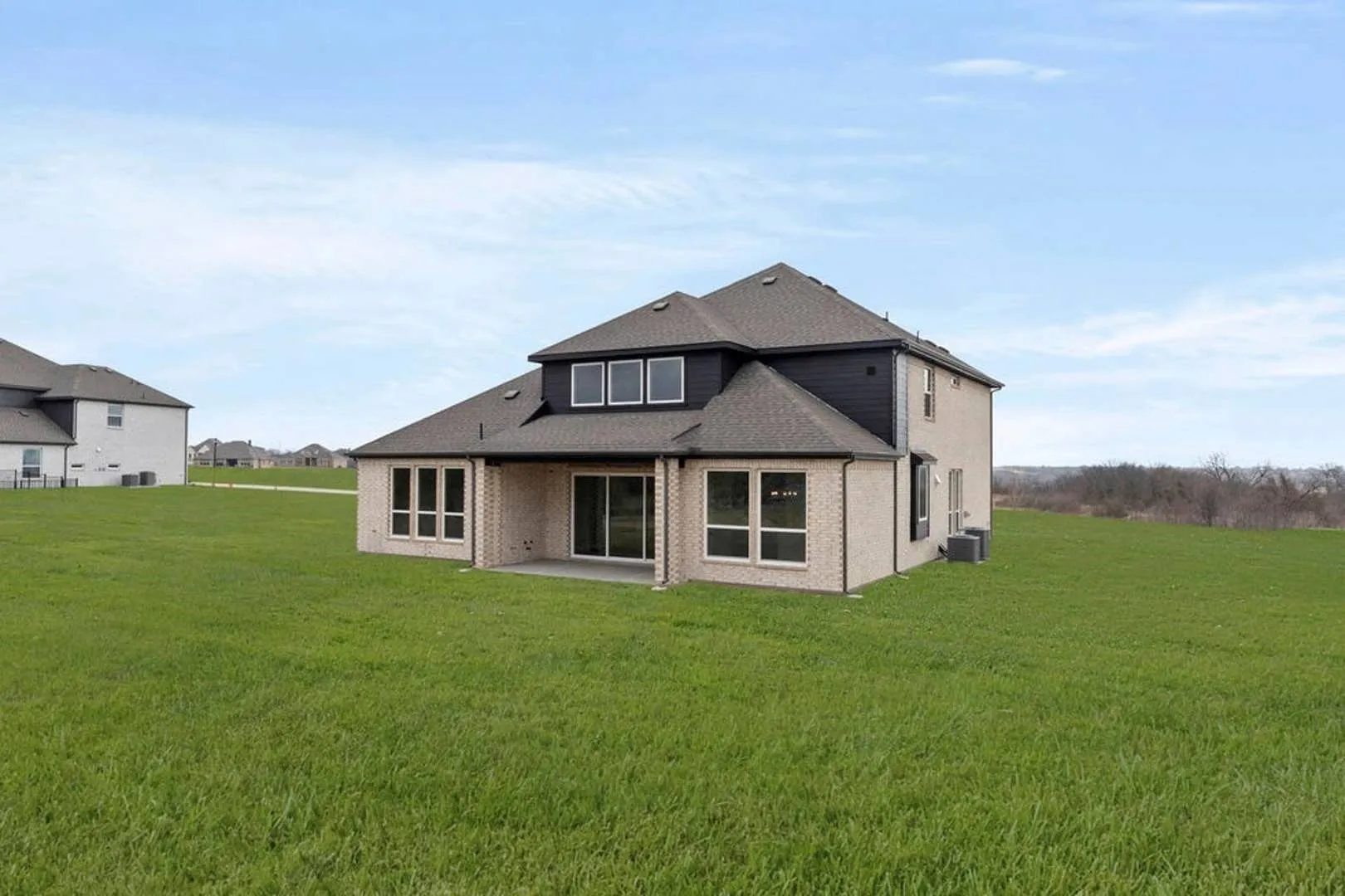 Single Family Residence For Sale in Kaufman County , 9916 Polo Pitch Lane, Mesquite, Texas 75126, 6 Bedroom, 4 Bathroom, 3 Garage spaces, 3,800 Sqft, built in 2025, New Construction - Complete, mls#21114830, Real Estate Agent in Mesquite, Homes For Sale in Kaufman county, Homes For Sale in Mesquite, Realtor in Mesquite Texas, Real Estate Brokerage Independent Realty Texas, Luminita Cordes Realtor