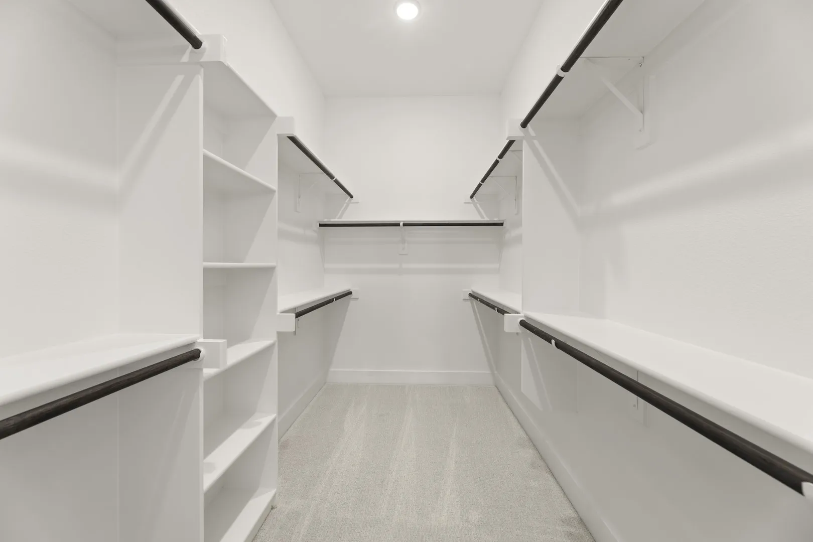 13. 9916 Polo Pitch - Closet