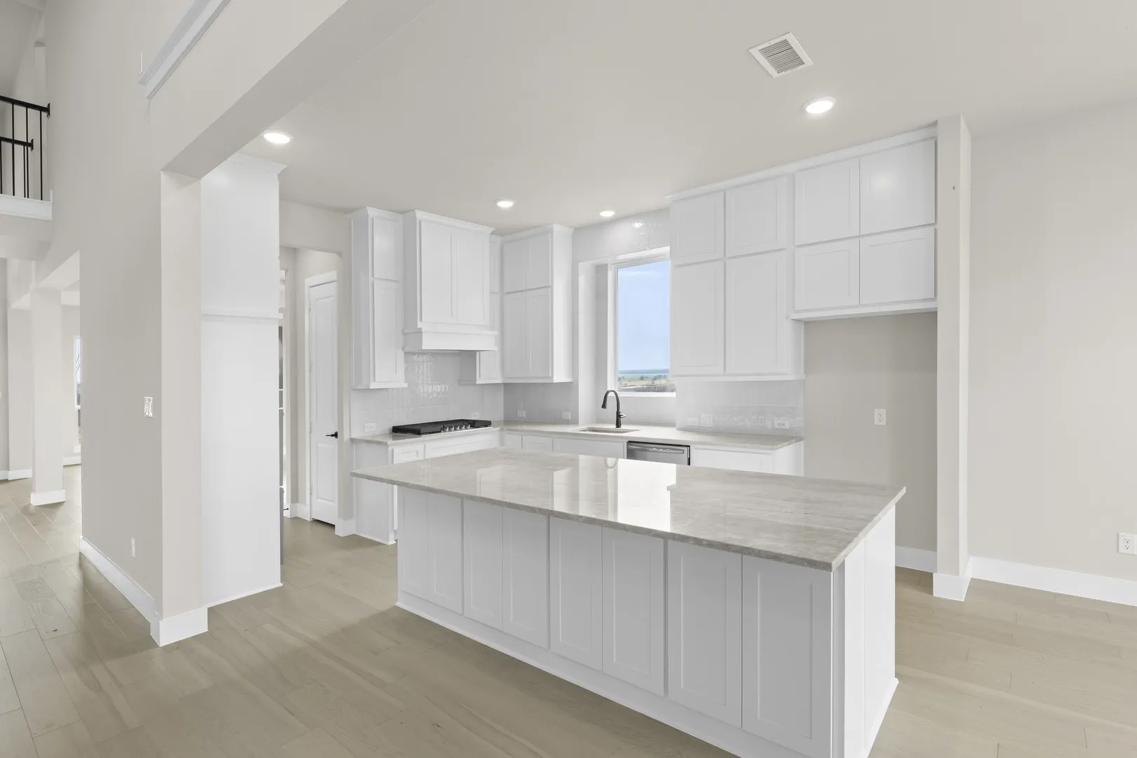 12. 9916 Polo Pitch - Kitchen (2)