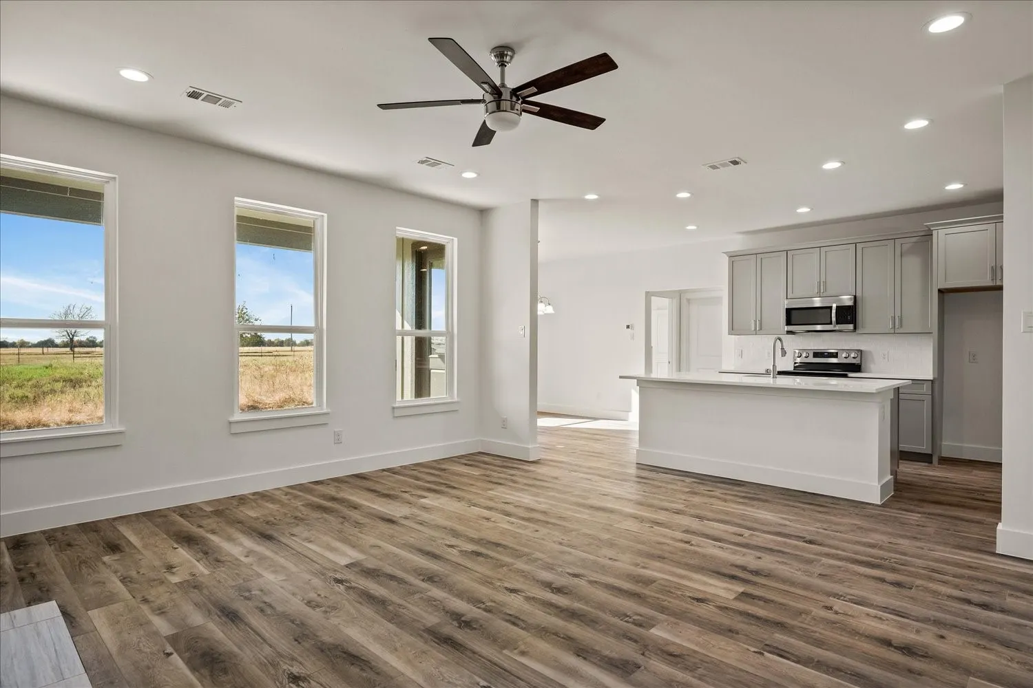 Single Family Residence For Sale in Hunt County , 3232 Willow Road, Celeste, Texas 75423, 4 Bedroom, 2 Bathroom, 2 Garage spaces, 1,842 Sqft, built in 2025, mls#21114852, Real Estate Agent in Celeste, Homes For Sale in Hunt county, Homes For Sale in Celeste, Realtor in Celeste Texas, Real Estate Brokerage Independent Realty Texas, Luminita Cordes Realtor