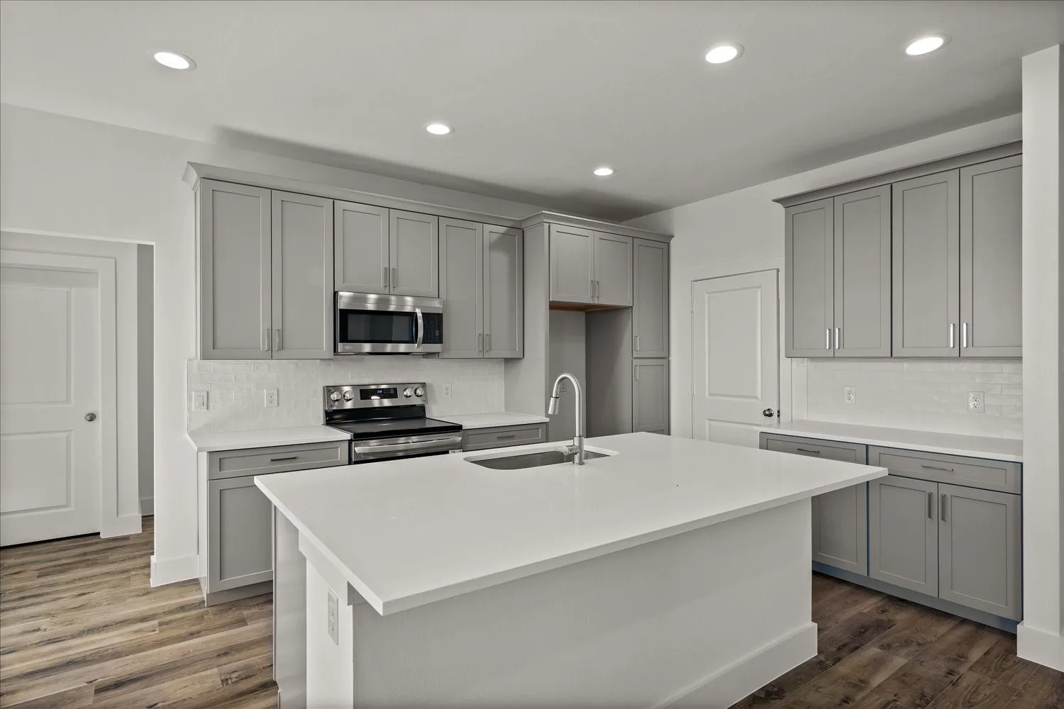 Single Family Residence For Sale in Hunt County , 3232 Willow Road, Celeste, Texas 75423, 4 Bedroom, 2 Bathroom, 2 Garage spaces, 1,842 Sqft, built in 2025, mls#21114852, Real Estate Agent in Celeste, Homes For Sale in Hunt county, Homes For Sale in Celeste, Realtor in Celeste Texas, Real Estate Brokerage Independent Realty Texas, Luminita Cordes Realtor