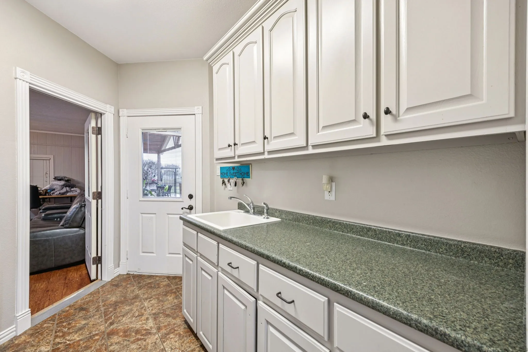 Single Family Residence For Sale in Hunt County , 6162 Graham Point, Royse City, Texas 75189, 4 Bedrooms, 3 Bathrooms, 3 Garage spaces, 3,074 Sqft, built in 2004, Price $748,000, mls#21112986, Real Estate Agent in Royse City, Homes For Sale in Hunt county, Homes For Sale in Royse City, Realtor in Royse City Texas, Real Estate Brokerage Independent Realty Texas, Luminita Cordes Realtor