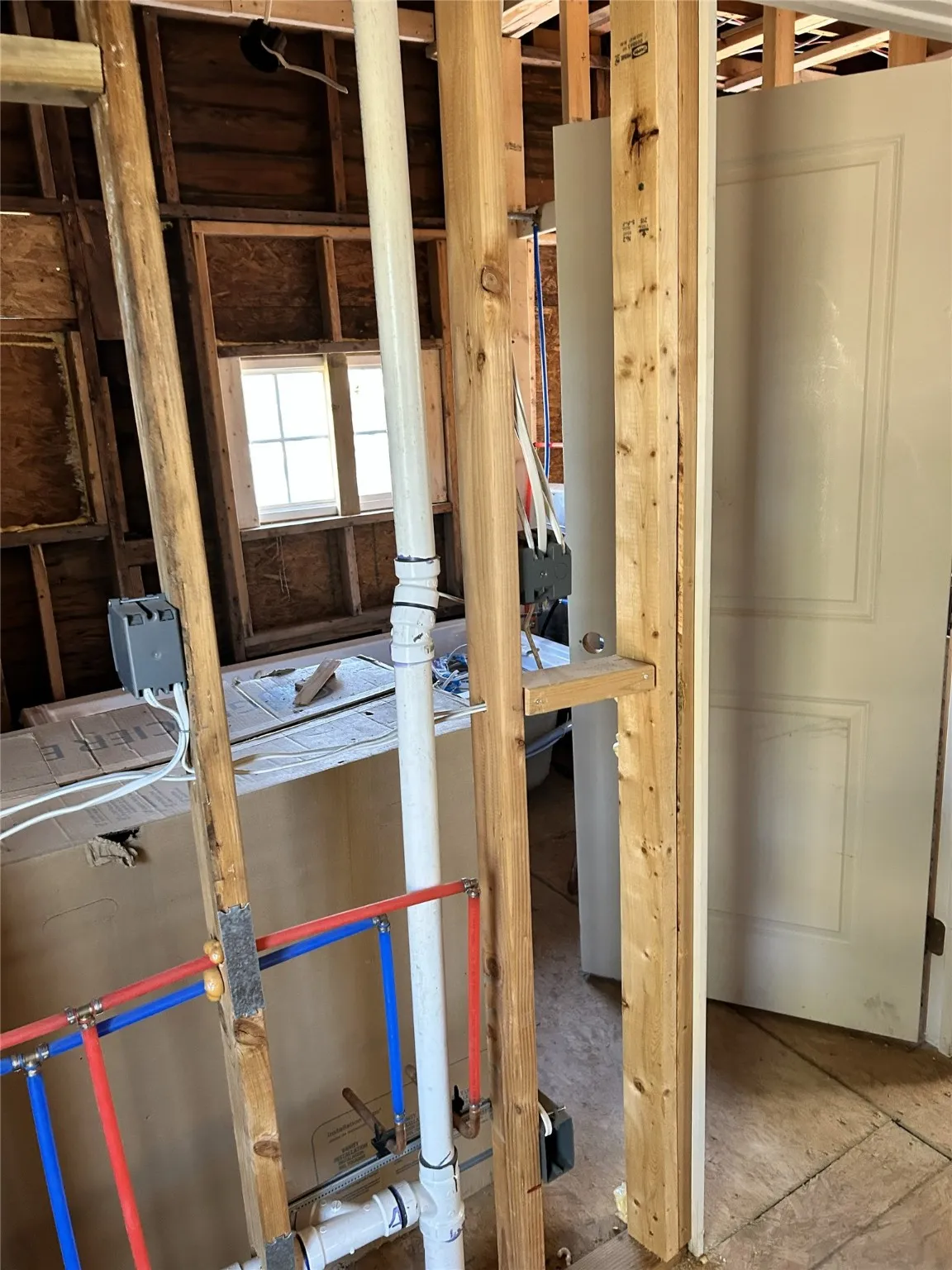 Primary bedroom en suite