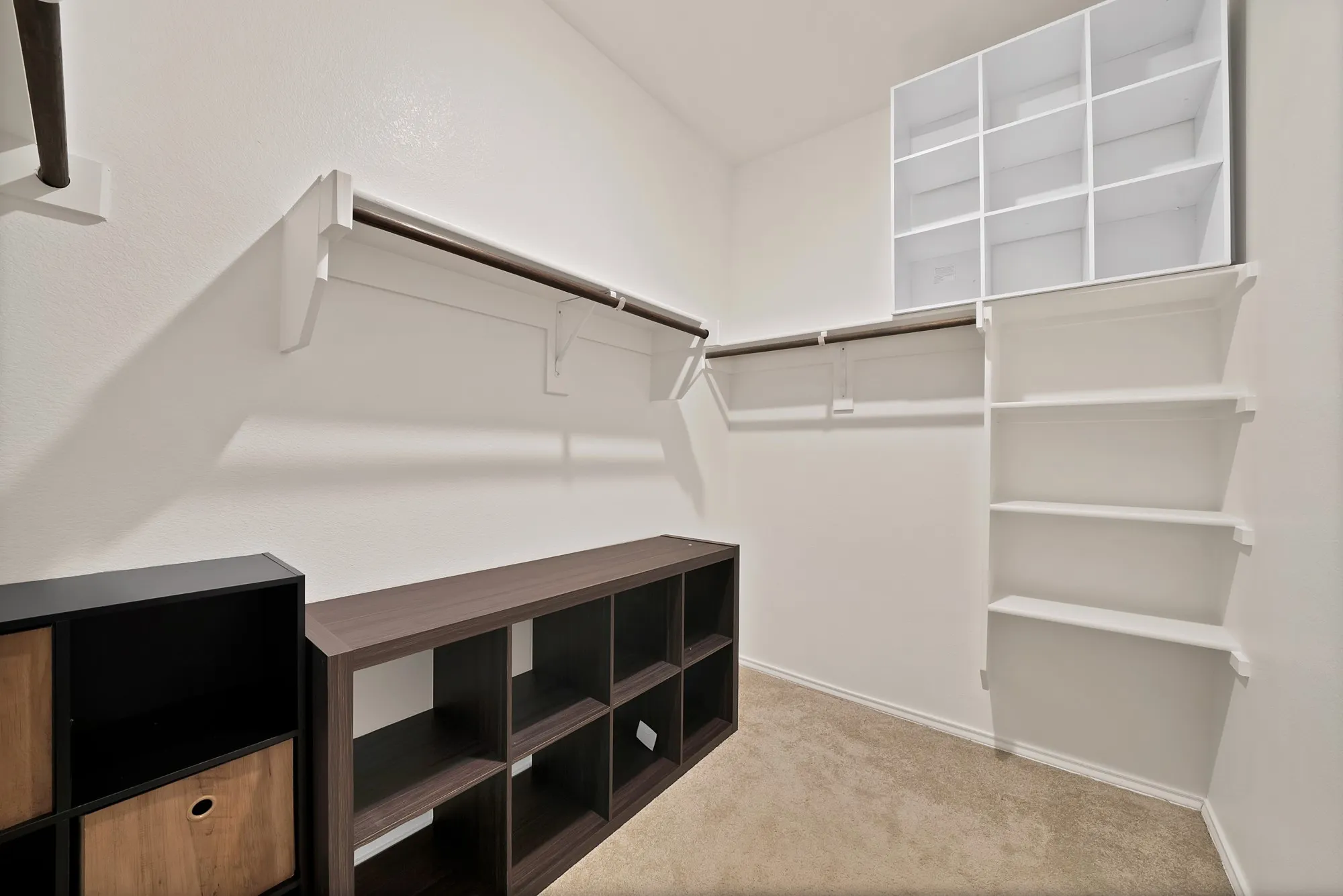 Single Family Residence For Sale in Tarrant County , 820 Lemongrass Court, Fort Worth, Texas 76131, 4 Bedroom, 3 Bathroom, 2 Garage spaces, 3,338 Sqft, built in 2021, mls#21114639, Real Estate Agent in Fort Worth, Homes For Sale in Tarrant county, Homes For Sale in Fort Worth, Realtor in Fort Worth Texas, Real Estate Brokerage Independent Realty Texas, Luminita Cordes Realtor