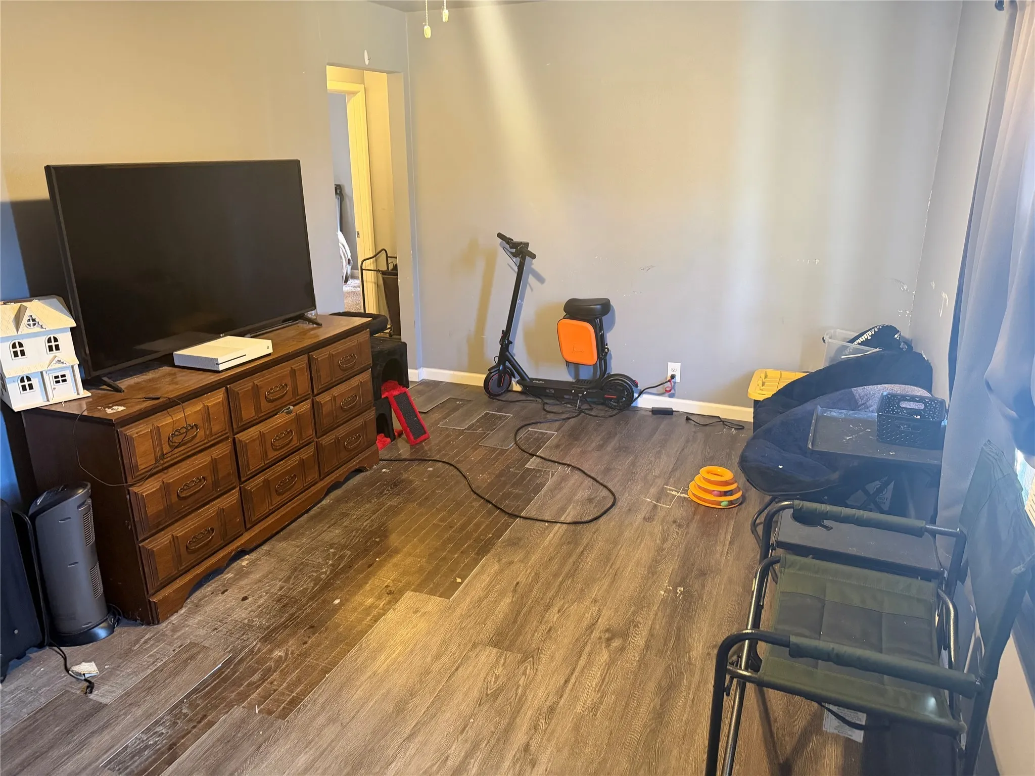 Single Family Residence For Sale in Wichita County , 2223 Kimberly Lane, Wichita Falls, Texas 76301, 2 Bedrooms, 1 Bathroom, Garage spaces, 796 Sqft, built in 1955, Price $45,000, mls#21115263, Real Estate Agent in Wichita Falls, Homes For Sale in Wichita county, Homes For Sale in Wichita Falls, Realtor in Wichita Falls Texas, Real Estate Brokerage Independent Realty Texas, Luminita Cordes Realtor