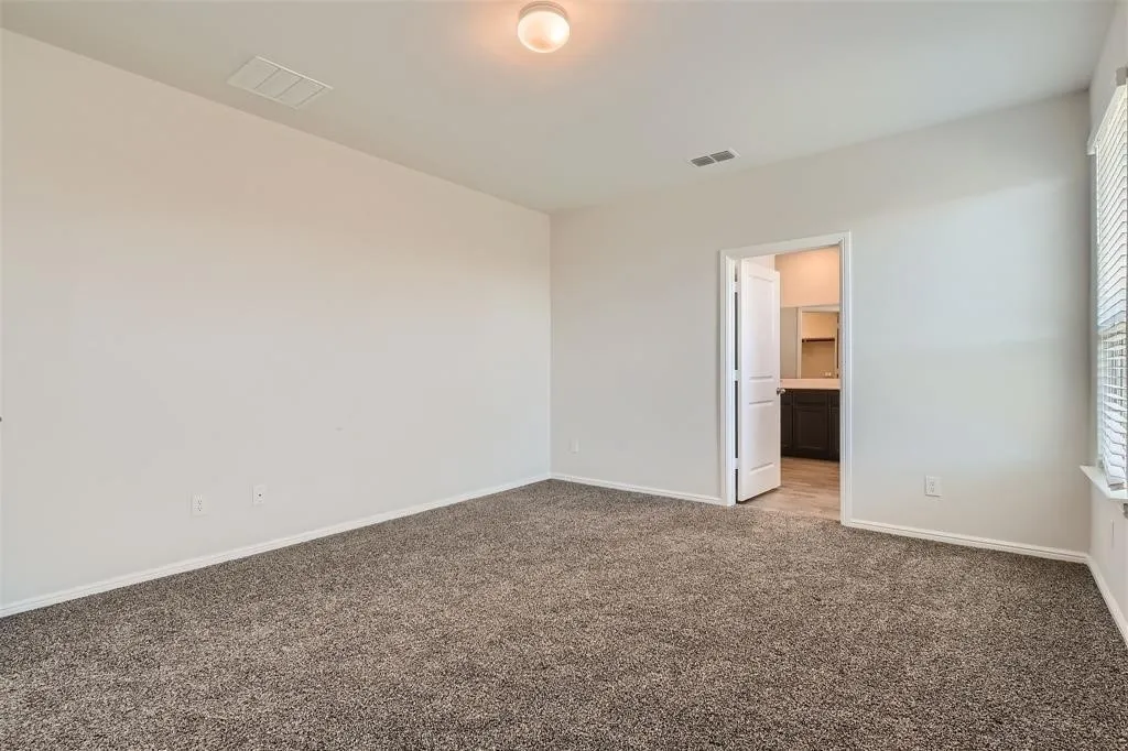 Single Family Residence For Sale in Tarrant County , 8616 Caldera Lane, Fort Worth, Texas 76131, 4 Bedrooms, 2 Bathrooms, 2 Garage spaces, 1,734 Sqft, built in 2022, Price $310,000, mls#21115540, Real Estate Agent in Fort Worth, Homes For Sale in Tarrant county, Homes For Sale in Fort Worth, Realtor in Fort Worth Texas, Real Estate Brokerage Independent Realty Texas, Luminita Cordes Realtor