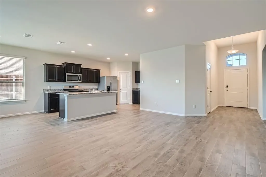 Single Family Residence For Sale in Tarrant County , 8616 Caldera Lane, Fort Worth, Texas 76131, 4 Bedrooms, 2 Bathrooms, 2 Garage spaces, 1,734 Sqft, built in 2022, Price $310,000, mls#21115540, Real Estate Agent in Fort Worth, Homes For Sale in Tarrant county, Homes For Sale in Fort Worth, Realtor in Fort Worth Texas, Real Estate Brokerage Independent Realty Texas, Luminita Cordes Realtor