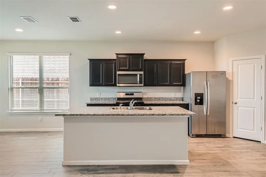 Single Family Residence For Sale in Tarrant County , 8616 Caldera Lane, Fort Worth, Texas 76131, 4 Bedrooms, 2 Bathrooms, 2 Garage spaces, 1,734 Sqft, built in 2022, Price $310,000, mls#21115540, Real Estate Agent in Fort Worth, Homes For Sale in Tarrant county, Homes For Sale in Fort Worth, Realtor in Fort Worth Texas, Real Estate Brokerage Independent Realty Texas, Luminita Cordes Realtor
