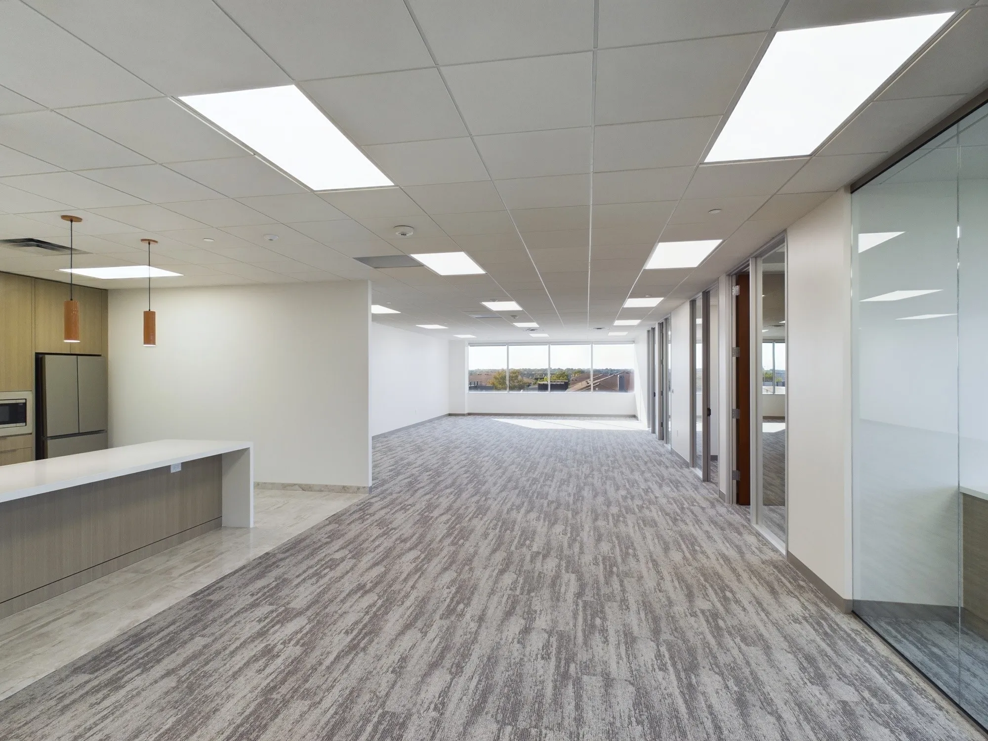 Suite 450 Open Office Area