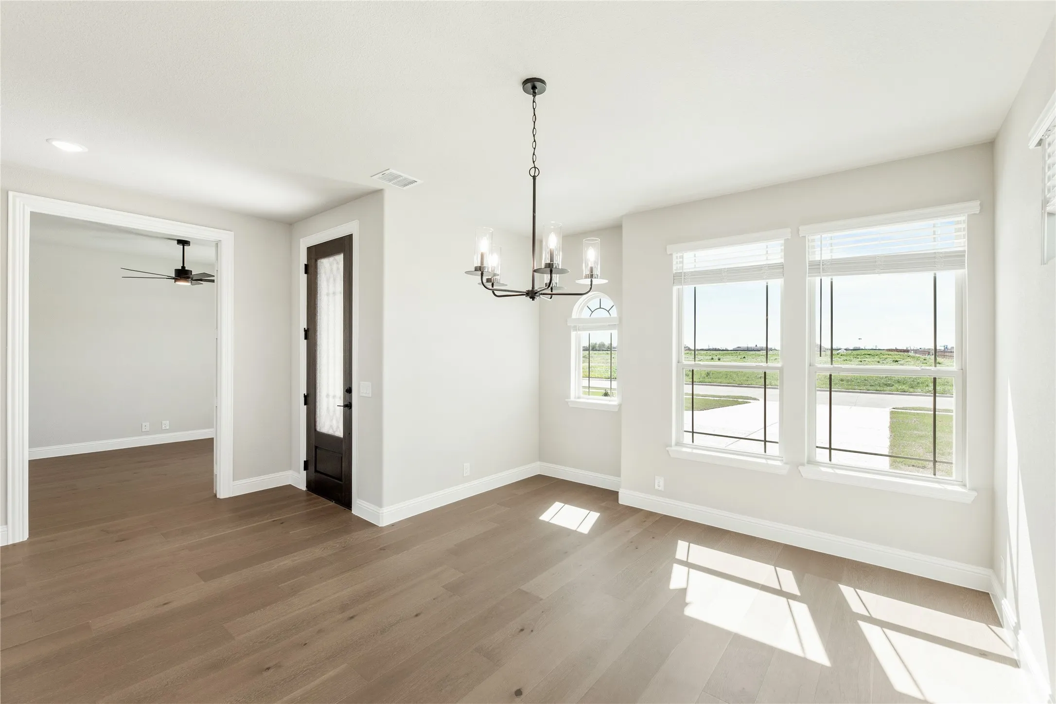 Single Family Residence For Sale in Ellis County , 403 Birkdale Lane, Red Oak, Texas 75154, 5 Bedroom, 4 Bathroom, 2 Garage spaces, 3,485 Sqft, built in 2025, New Construction - Complete, mls#21101156, Real Estate Agent in Red Oak, Homes For Sale in Ellis county, Homes For Sale in Red Oak, Realtor in Red Oak Texas, Real Estate Brokerage Independent Realty Texas, Luminita Cordes Realtor
