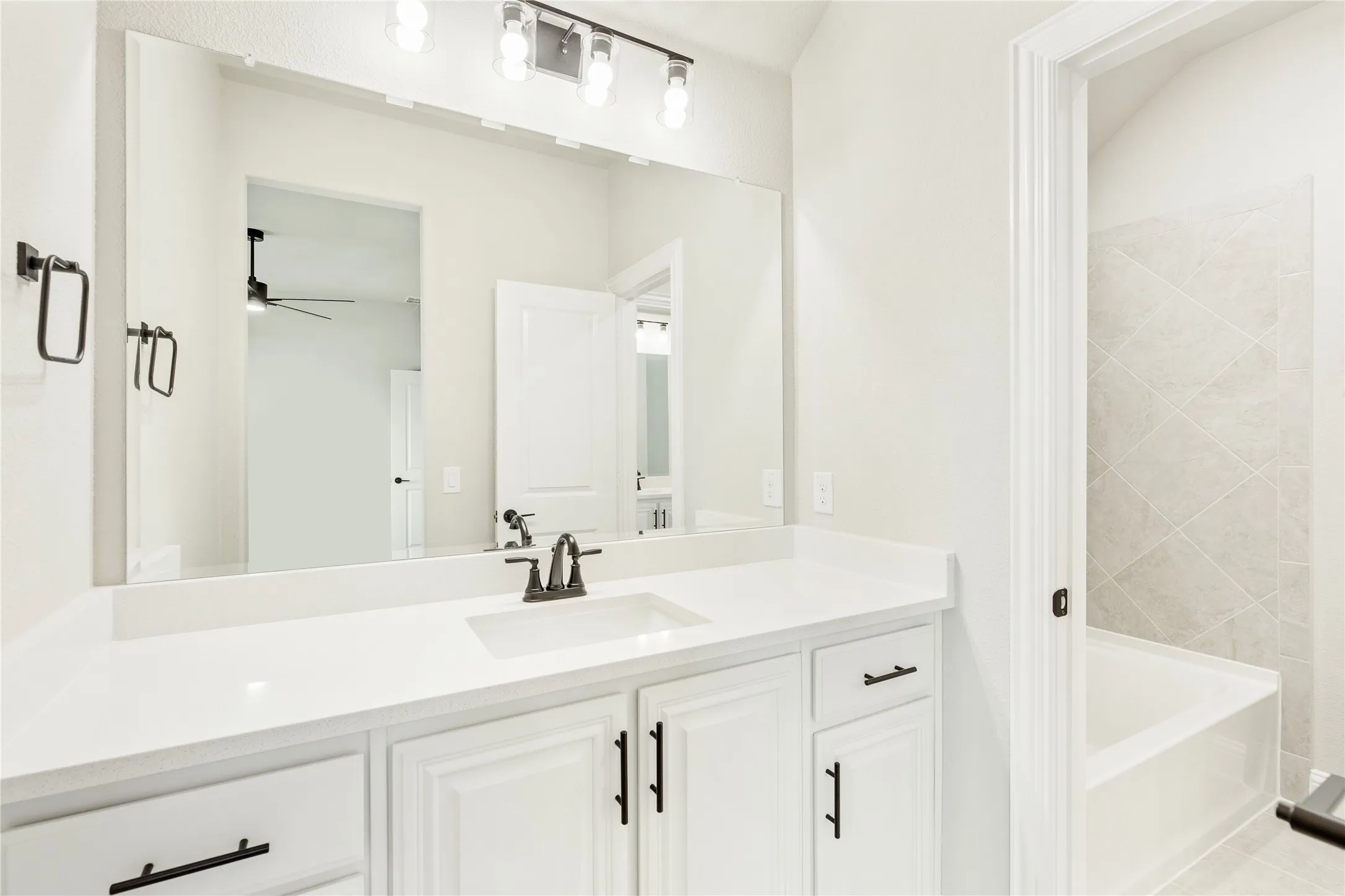 Single Family Residence For Sale in Ellis County , 403 Birkdale Lane, Red Oak, Texas 75154, 5 Bedroom, 4 Bathroom, 2 Garage spaces, 3,485 Sqft, built in 2025, New Construction - Complete, mls#21101156, Real Estate Agent in Red Oak, Homes For Sale in Ellis county, Homes For Sale in Red Oak, Realtor in Red Oak Texas, Real Estate Brokerage Independent Realty Texas, Luminita Cordes Realtor