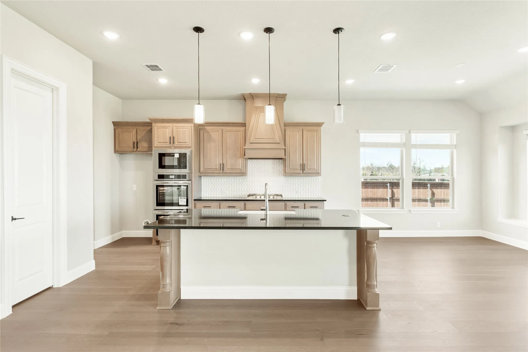 Single Family Residence For Sale in Ellis County , 403 Birkdale Lane, Red Oak, Texas 75154, 5 Bedroom, 4 Bathroom, 2 Garage spaces, 3,485 Sqft, built in 2025, New Construction - Complete, mls#21101156, Real Estate Agent in Red Oak, Homes For Sale in Ellis county, Homes For Sale in Red Oak, Realtor in Red Oak Texas, Real Estate Brokerage Independent Realty Texas, Luminita Cordes Realtor