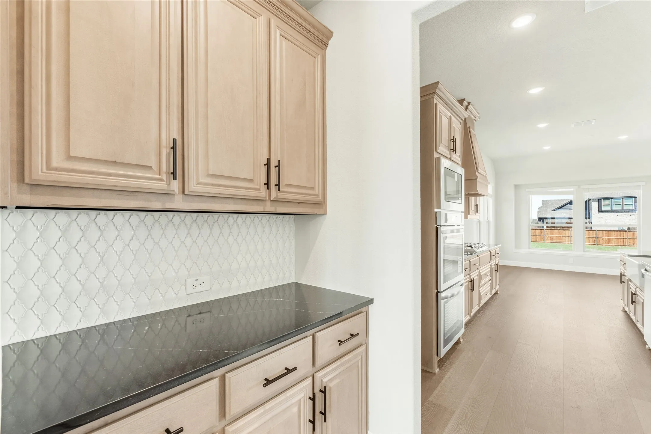 Single Family Residence For Sale in Ellis County , 403 Birkdale Lane, Red Oak, Texas 75154, 5 Bedroom, 4 Bathroom, 2 Garage spaces, 3,485 Sqft, built in 2025, New Construction - Complete, mls#21101156, Real Estate Agent in Red Oak, Homes For Sale in Ellis county, Homes For Sale in Red Oak, Realtor in Red Oak Texas, Real Estate Brokerage Independent Realty Texas, Luminita Cordes Realtor
